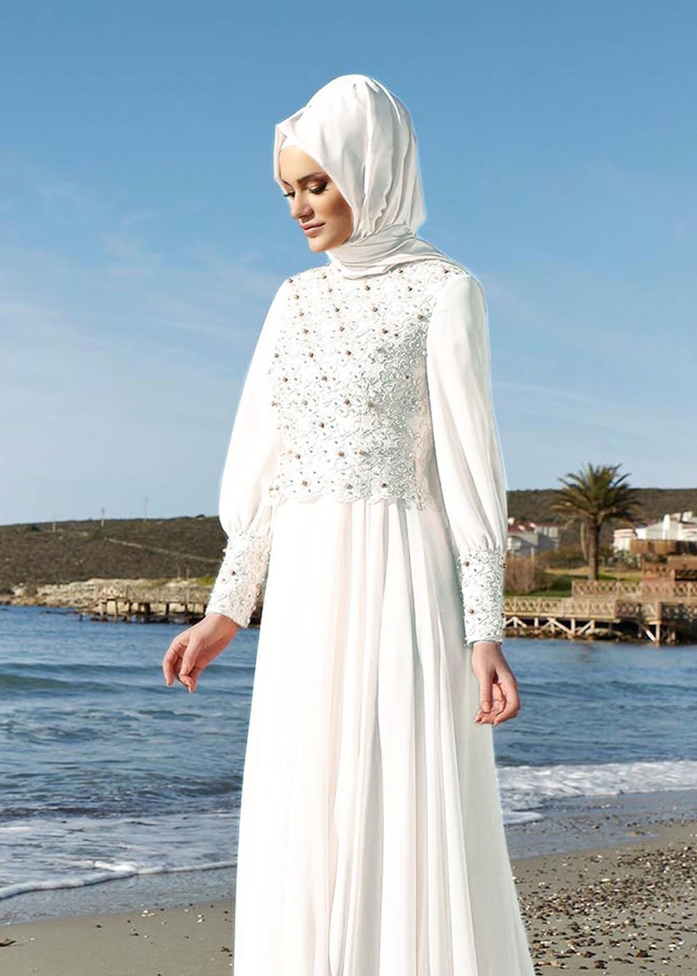 Tesettür giyim BEYAZ İŞLEMELİ TAŞ DETAYLI ABİYE ELBİSE 5048