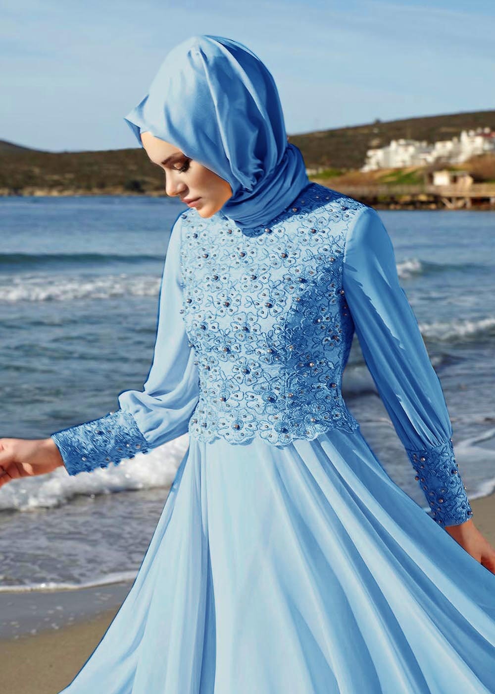 Tesettür giyim MAVİ İŞLEMELİ TAŞ DETAYLI ABİYE ELBİSE 5048