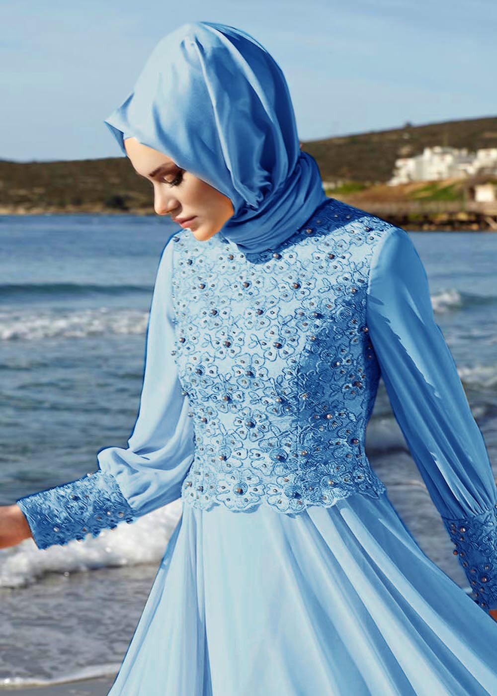 Tesettür giyim MAVİ İŞLEMELİ TAŞ DETAYLI ABİYE ELBİSE 5048