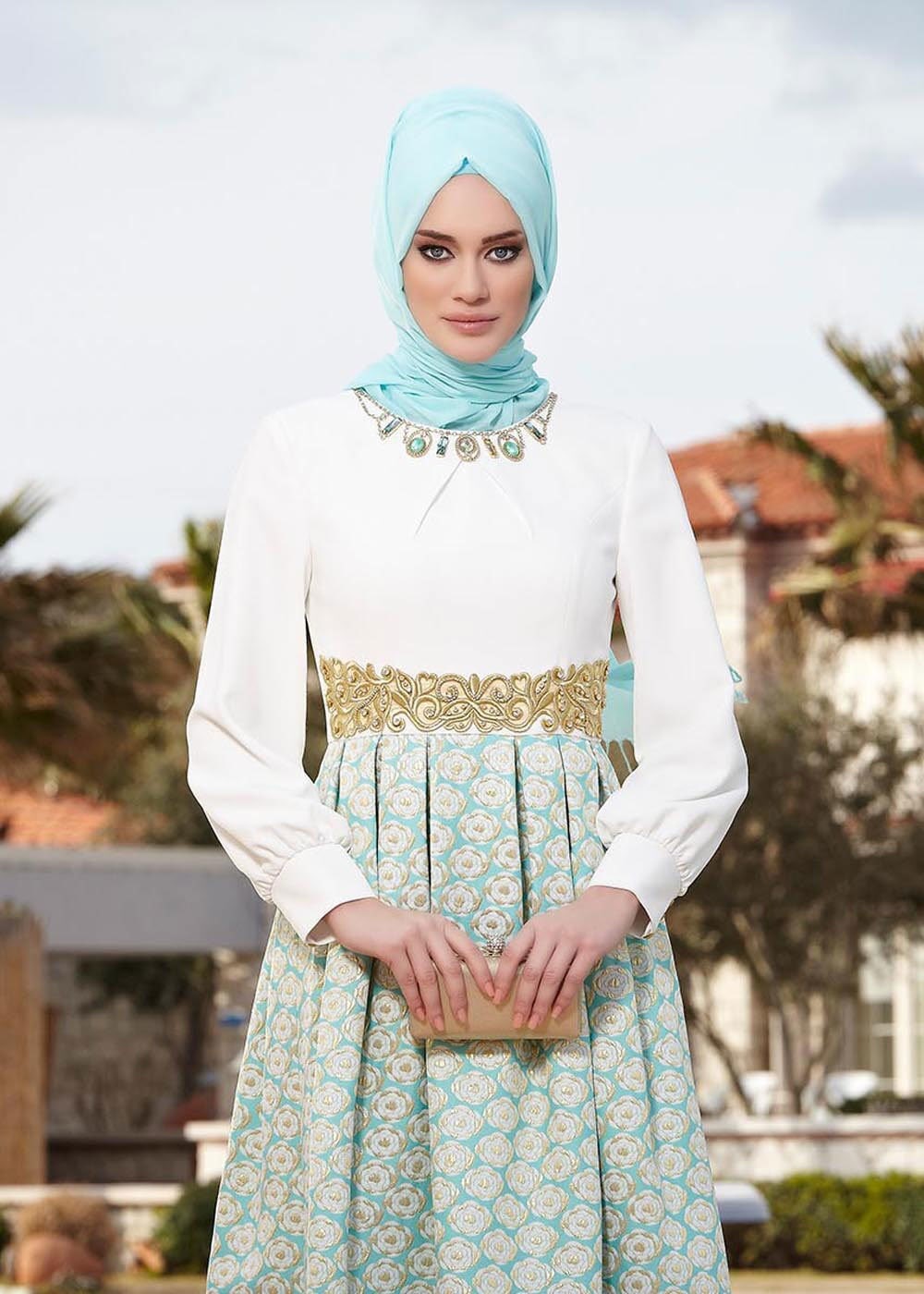 Tesettür giyim MAVİ DESENLİ İŞLEME DETAYLI ABİYE ELBİSE 5073