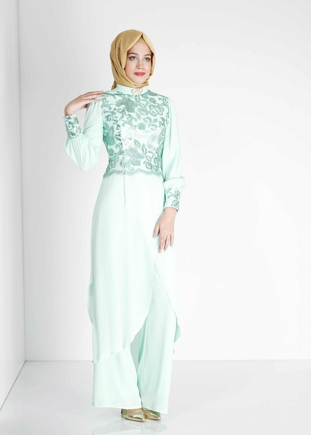 Tesettür giyim MAVİ İŞLEMELİ PANTOLONLU ABİYE TAKIM 5076