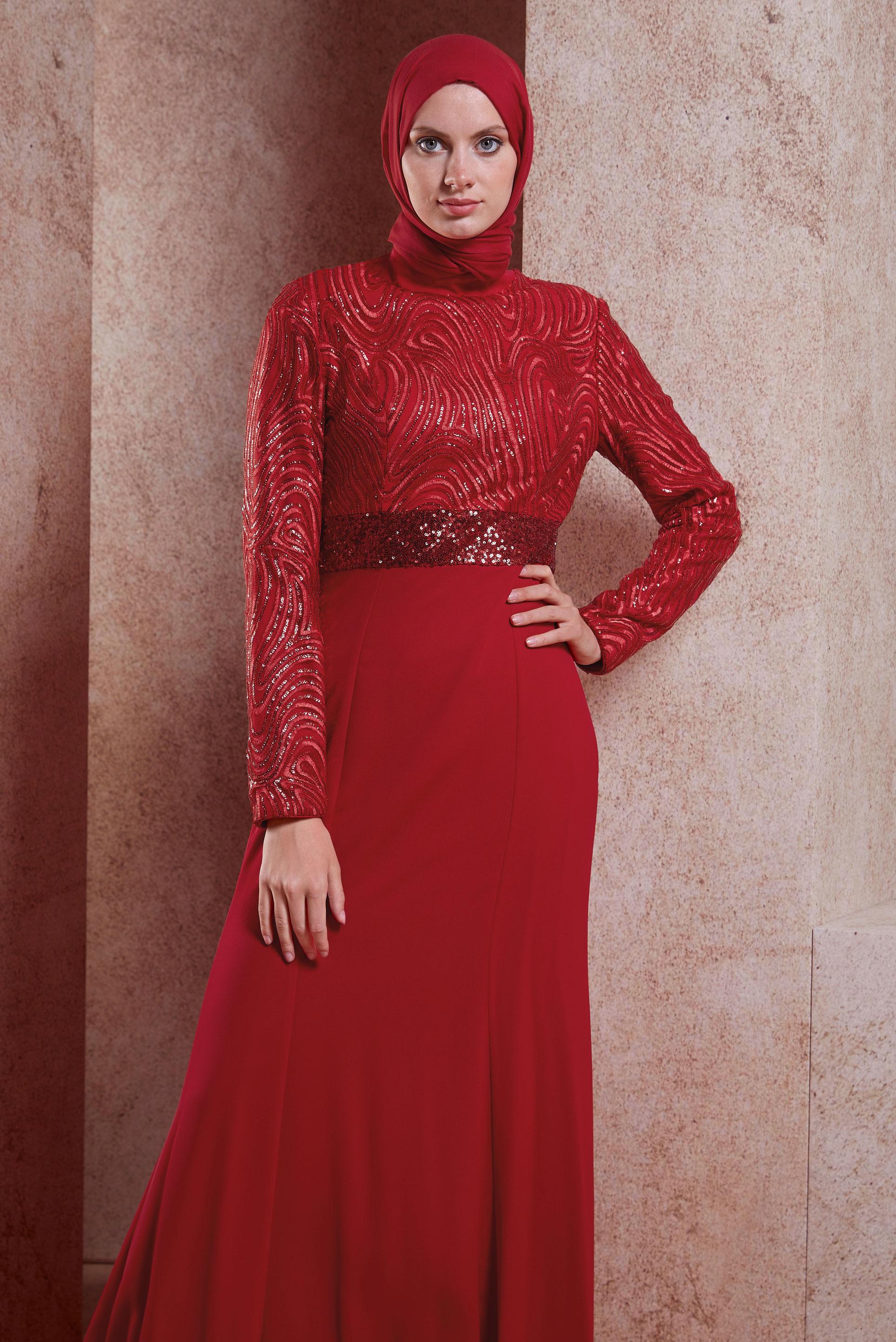 Tesettür giyim KIRMIZI PUL PAYETLİ TAŞ DÜĞME DETAYLI ABİYE ELBİSE 5083