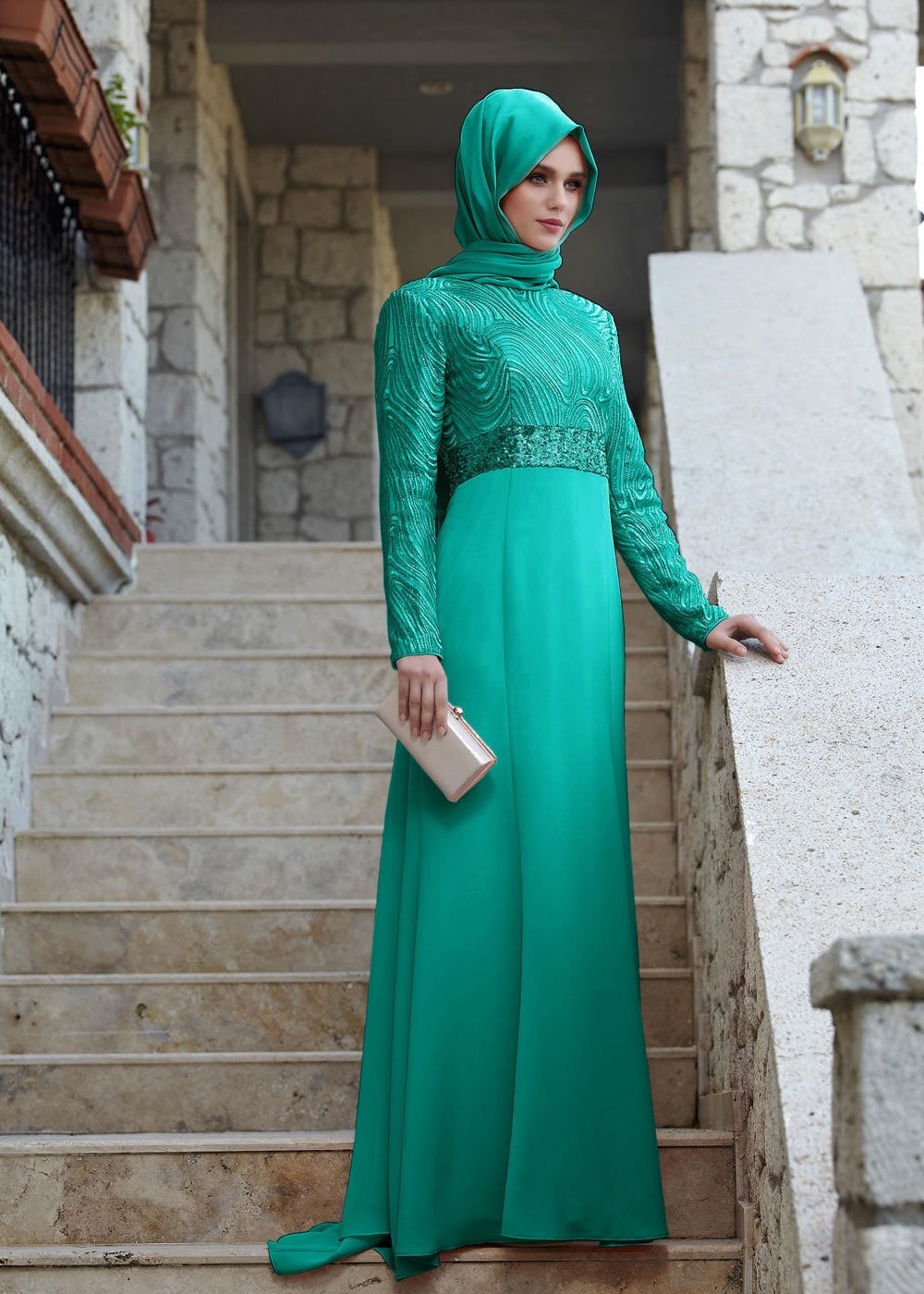 Tesettür giyim MAVİ PUL PAYETLİ TAŞ DÜĞME DETAYLI ABİYE ELBİSE 5083