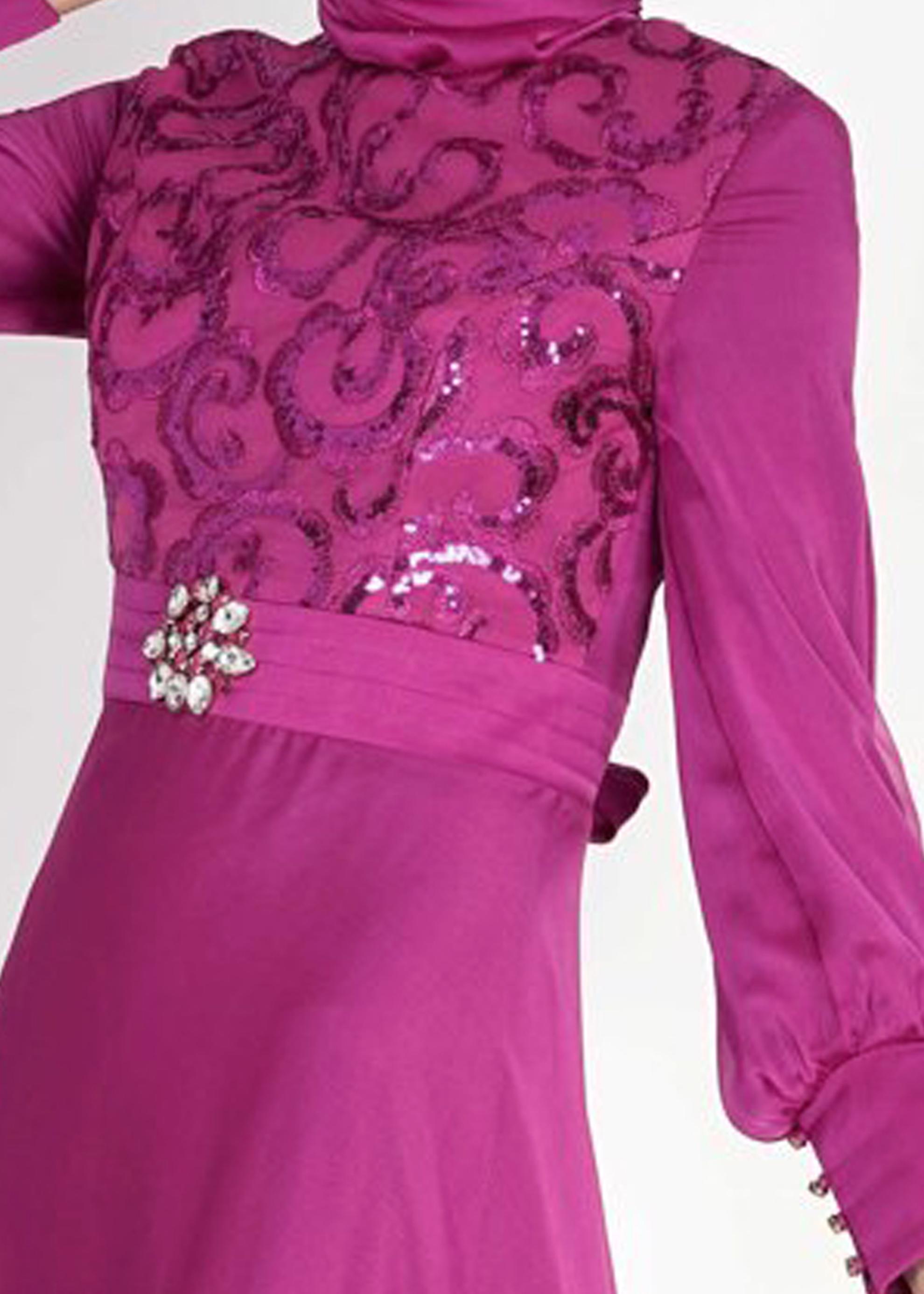 Tesettür giyim FUŞYA PUL PAYETLİ DÜĞME DETAYLI ŞİFON ABİYE ELBİSE 5086