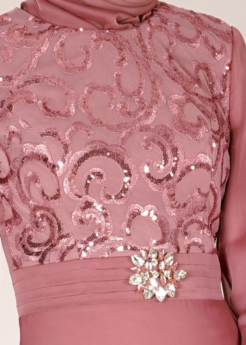 Tesettür giyim PEMBE PUL PAYETLİ DÜĞME DETAYLI ŞİFON ABİYE ELBİSE 5086