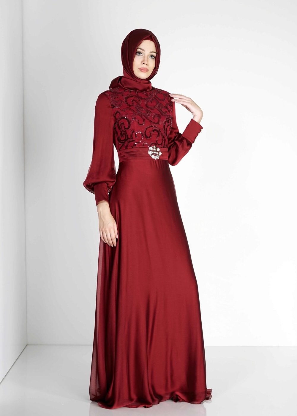 Tesettür giyim BORDO PUL PAYETLİ DÜĞME DETAYLI ŞİFON ABİYE ELBİSE 5086