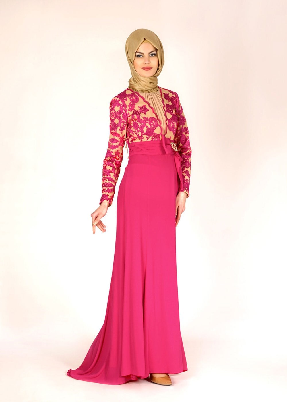 Tesettür giyim FUŞYA İŞLEMELİ KREP ABİYE ELBİSE 5088