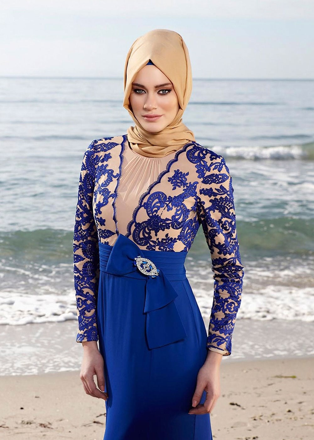 Tesettür giyim LACİVERT İŞLEMELİ KREP ABİYE ELBİSE 5088