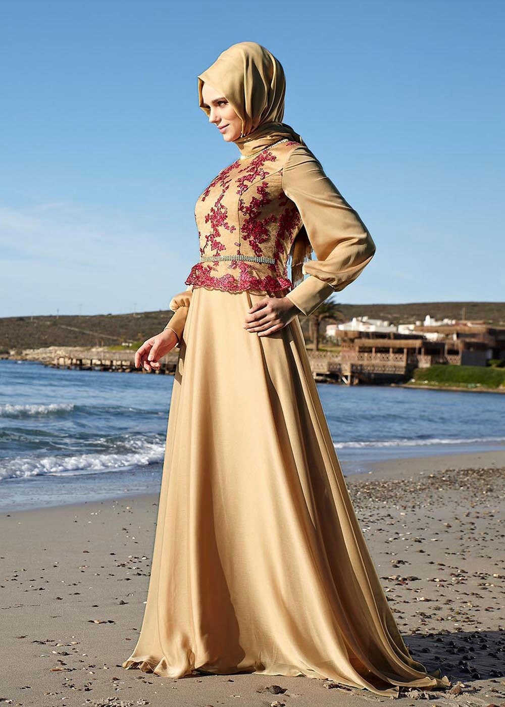 Tesettür giyim FUŞYA İŞLEMELİ TAŞ DETAYLI ABİYE ELBİSE 5089