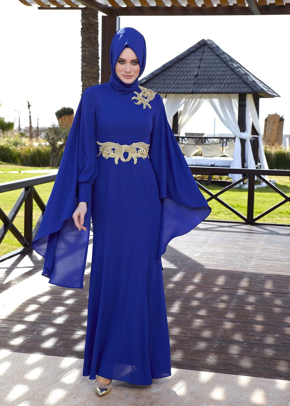 Tesettür giyim MAVİ KOLLARI VOLANLI TAŞ İŞLEMELİ ABİYE ELBİSE 5091