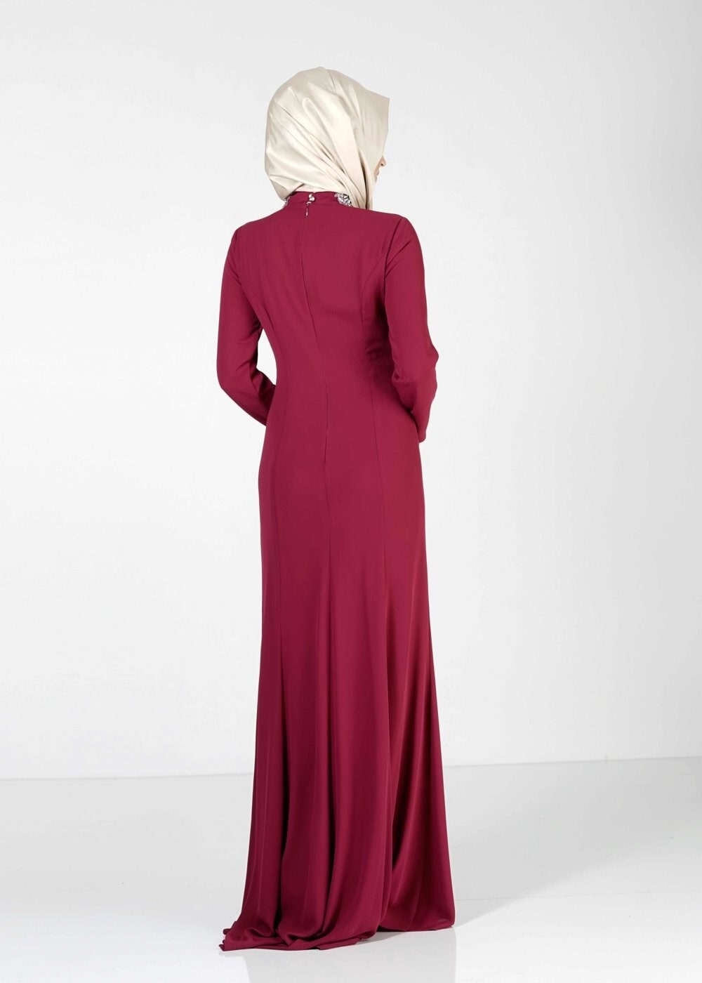 Tesettür giyim MOR TAŞ İŞLEMELİ ABİYE ELBİSE 5093