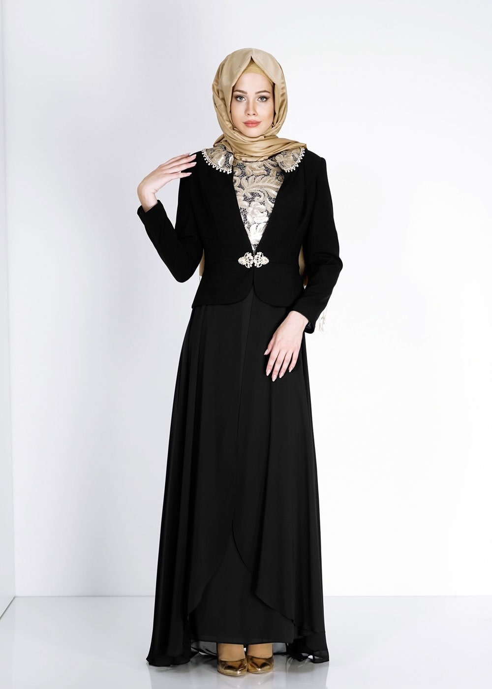 Tesettür giyim SİYAH İŞLEMELİ TAŞ DETAYLI ABİYE ELBİSE 5097