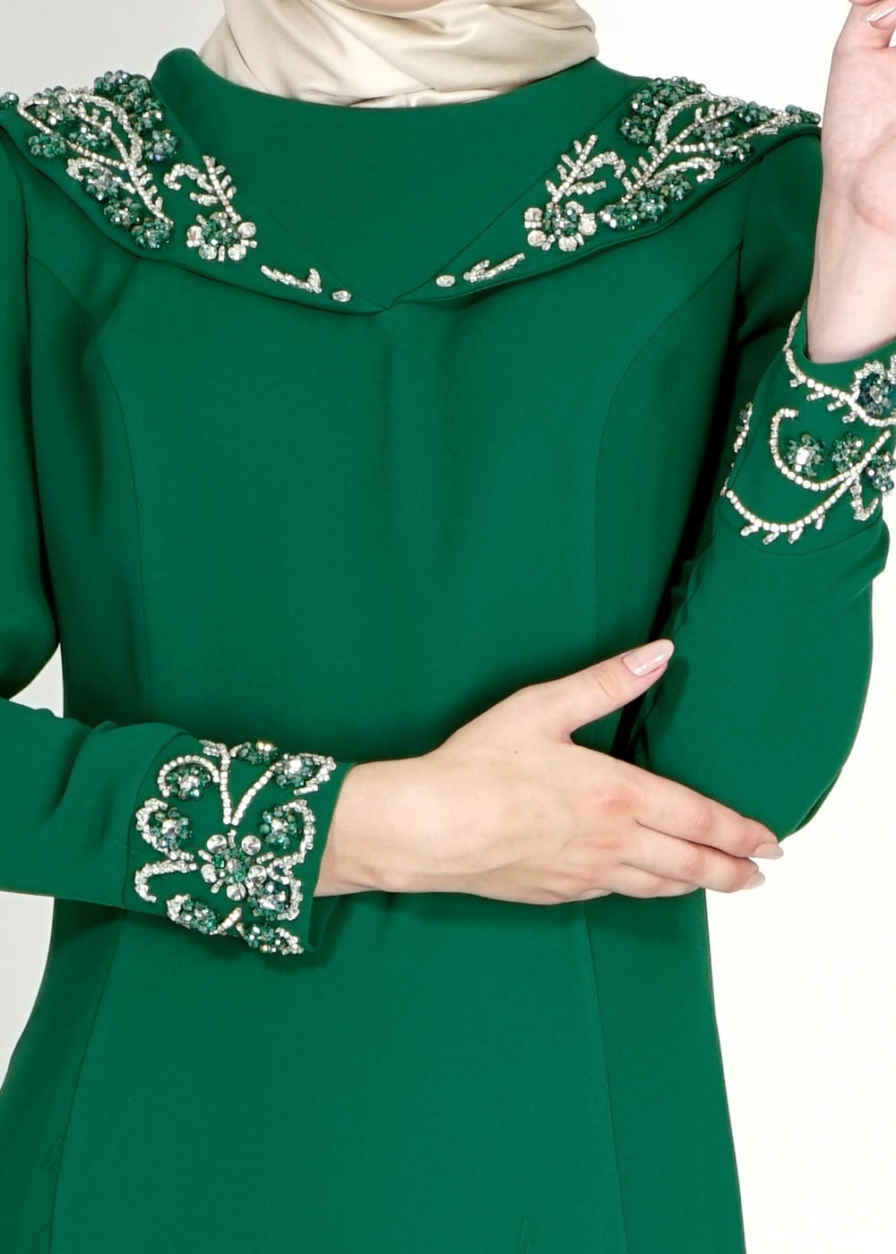 Tesettür giyim YEŞİL BONCUK İŞLEMELİ ABİYE ELBİSE 5102