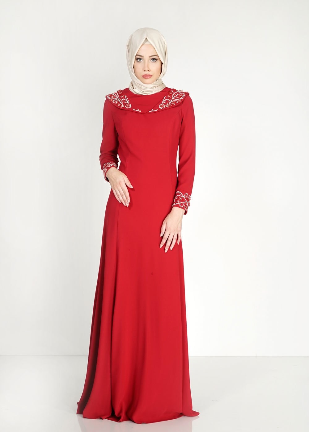 Tesettür giyim KIRMIZI BONCUK İŞLEMELİ ABİYE ELBİSE 5102