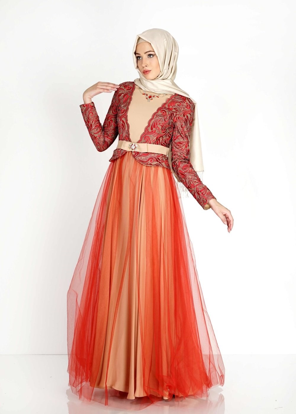 Tesettür giyim KIRMIZI ETNİK DESENLİ TÜLLÜ ABİYE ELBİSE 5112