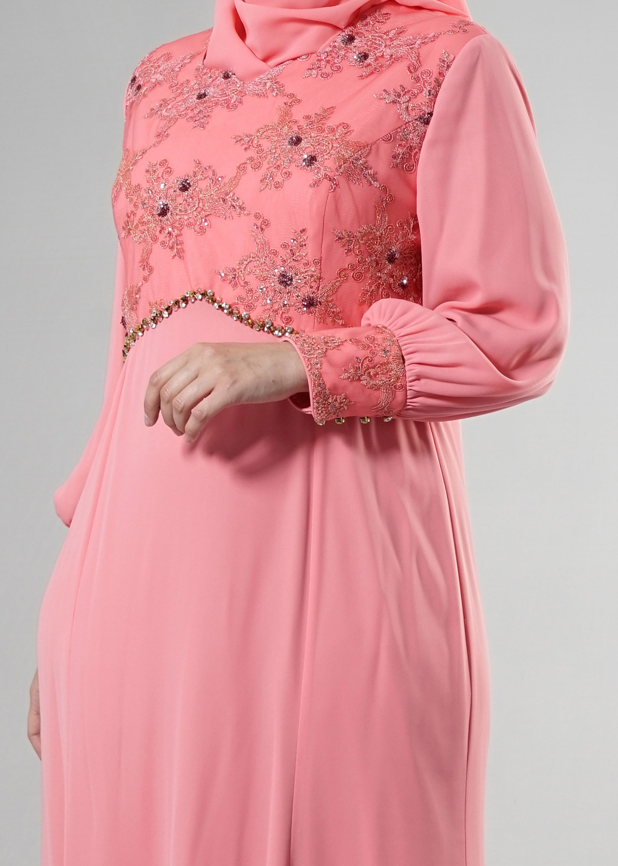 Tesettür giyim PUDRA 5123 Mango Crep Tesettür Abiye