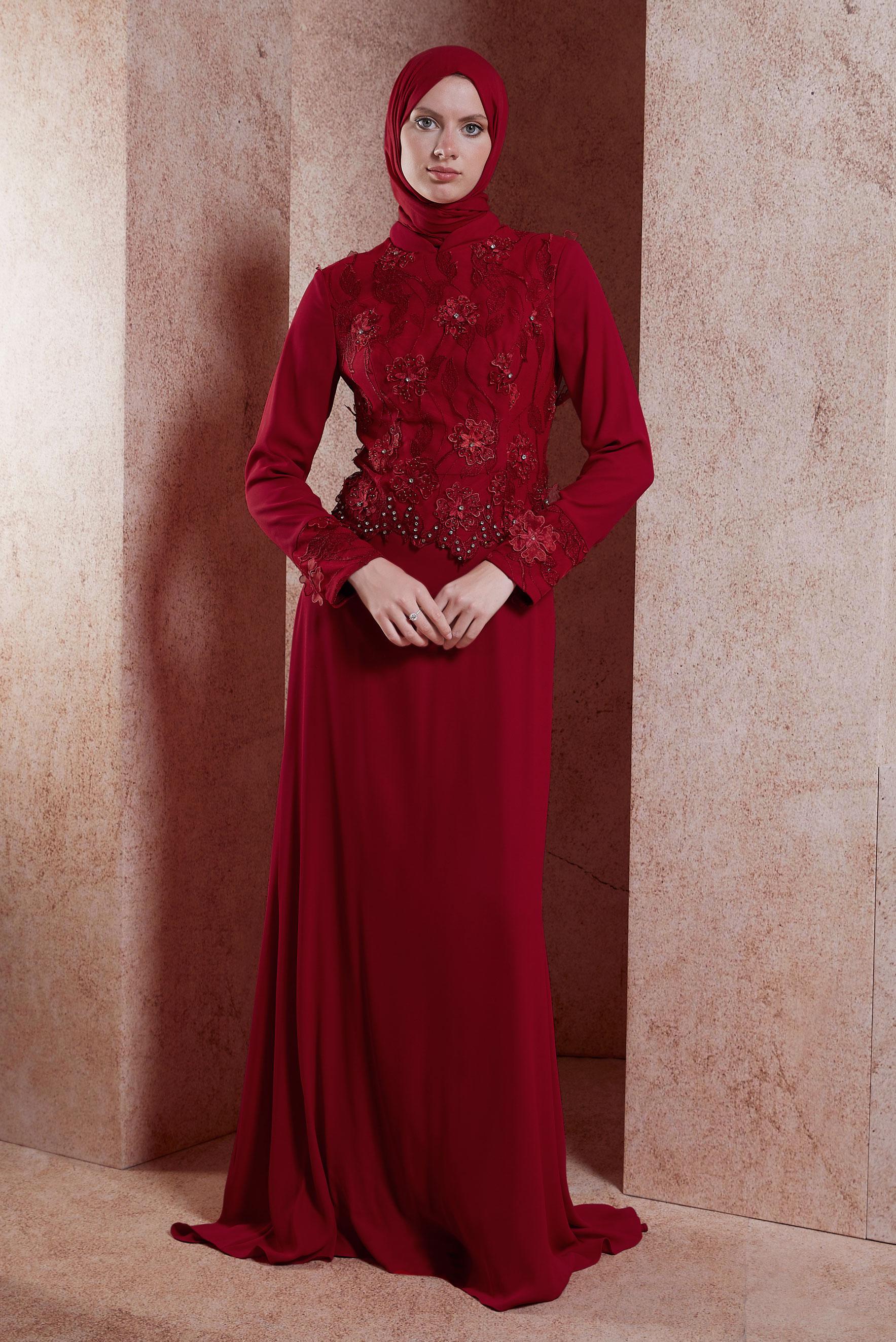 Tesettür giyim KIRMIZI ÜÇ BOYUTLU ÇİÇEK DETAYLI TAŞLI ABİYE ELBİSE 5127