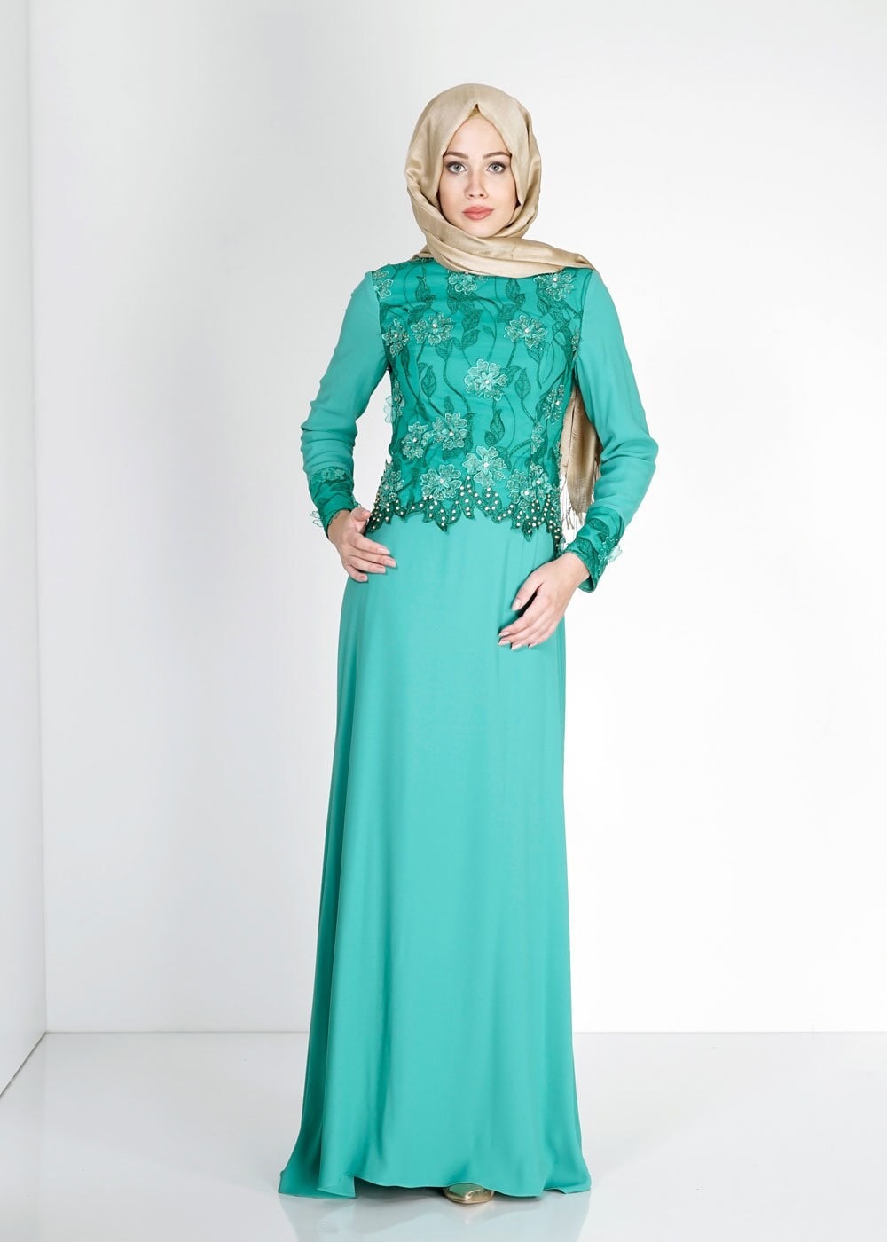 Tesettür giyim MAVİ ÜÇ BOYUTLU ÇİÇEK DETAYLI TAŞLI ABİYE ELBİSE 5127