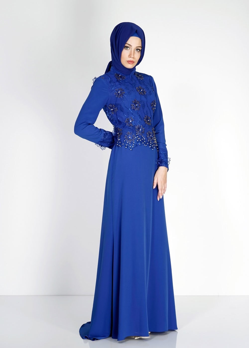 Tesettür giyim LACİVERT ÜÇ BOYUTLU ÇİÇEK DETAYLI TAŞLI ABİYE ELBİSE 5127