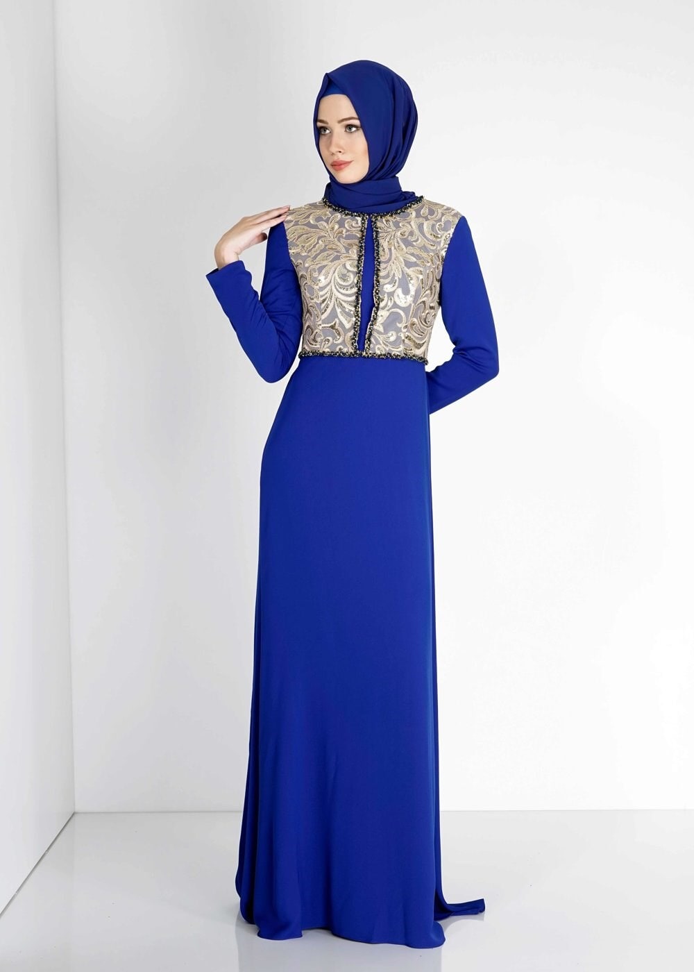 Tesettür giyim LACİVERT İŞLEMELİ ARKASI VOLANLI ABİYE ELBİSE 5131