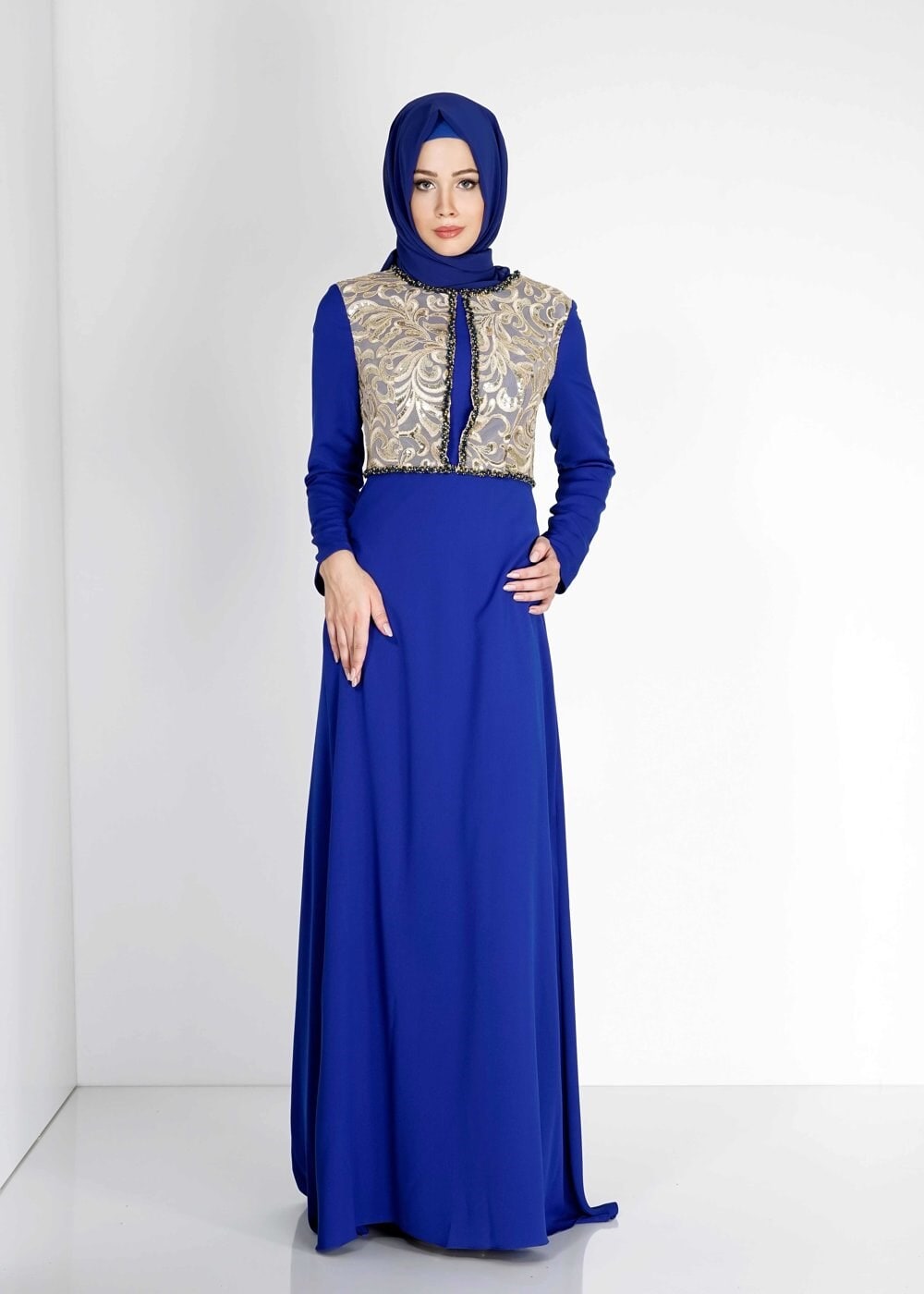 Tesettür giyim LACİVERT İŞLEMELİ ARKASI VOLANLI ABİYE ELBİSE 5131