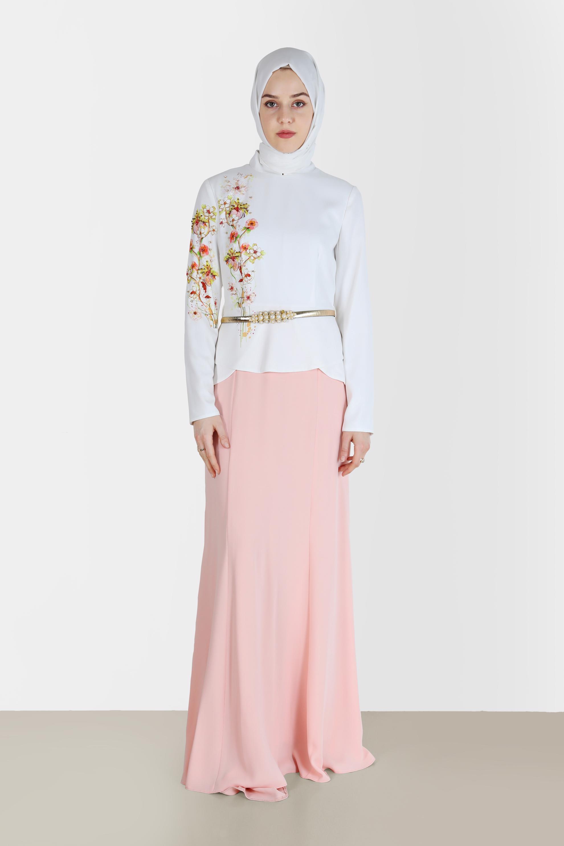 Tesettür giyim PUDRA ÇİÇEK DESEN DETAYLI ABİYE 5136 