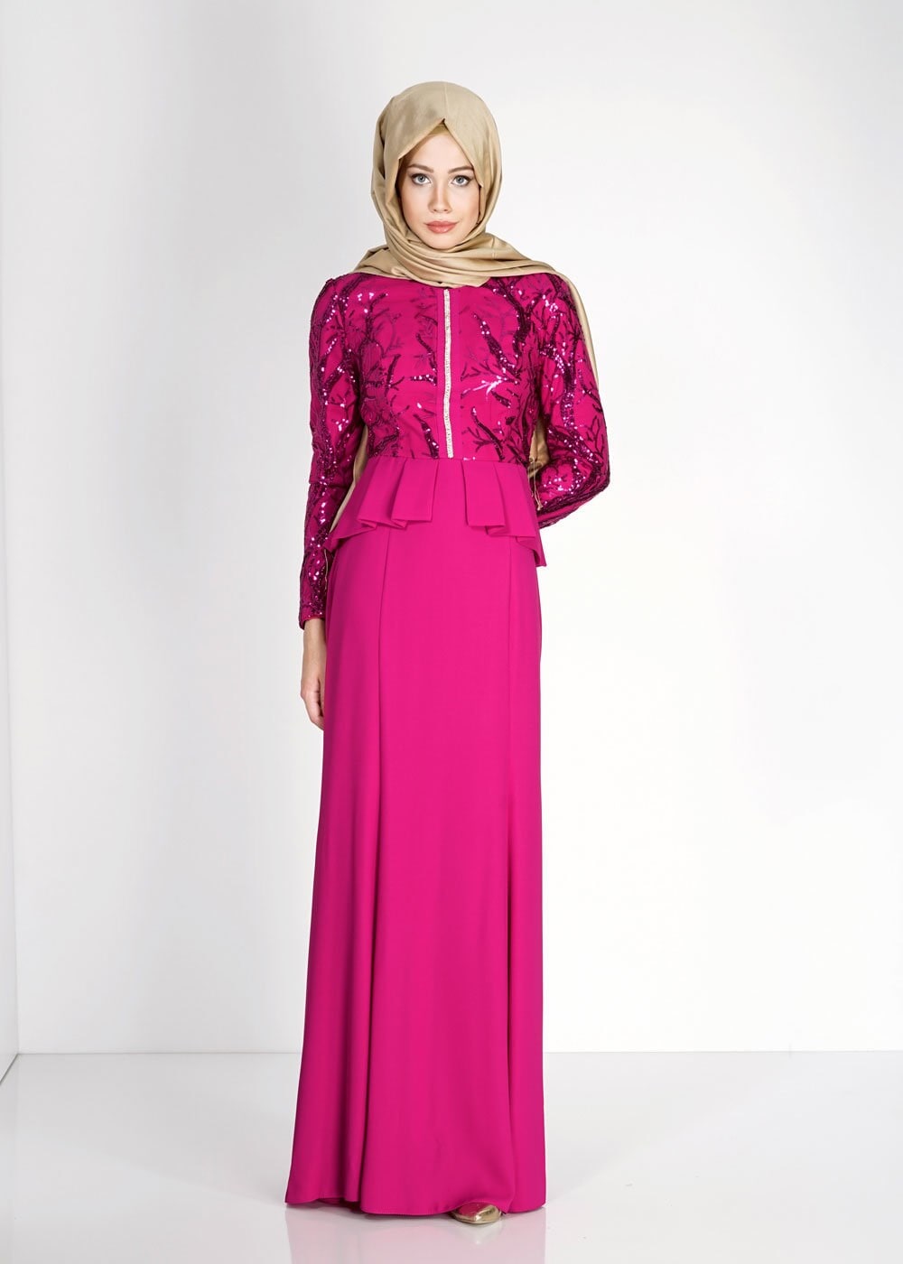 Tesettür giyim FUŞYA PUL PAYET İŞLEMELİ ABİYE ELBİSE 5137