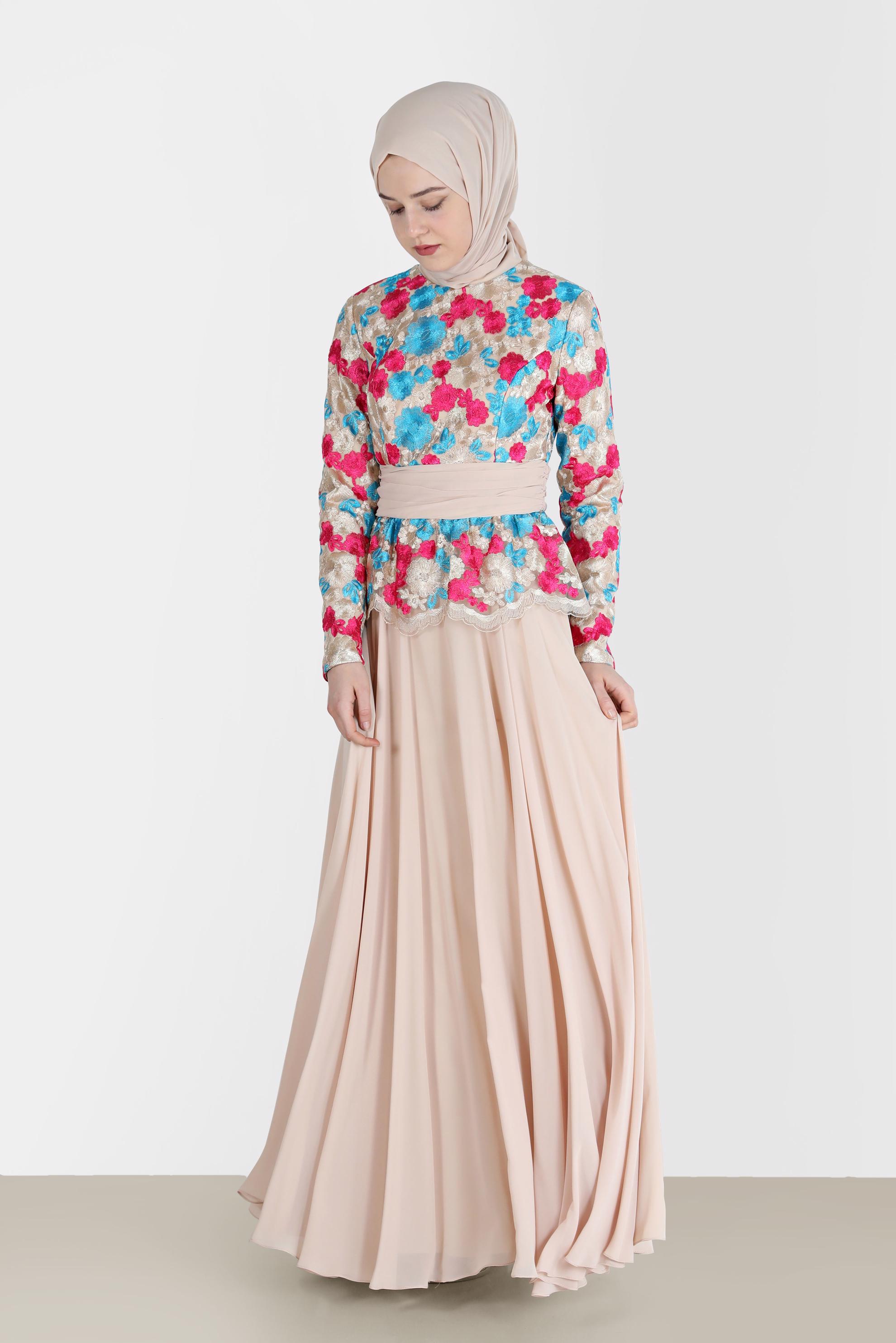 Tesettür giyim PUDRA BELİ KUŞAK DETAYLI ÇİÇEKLİ ABİYE 5153 