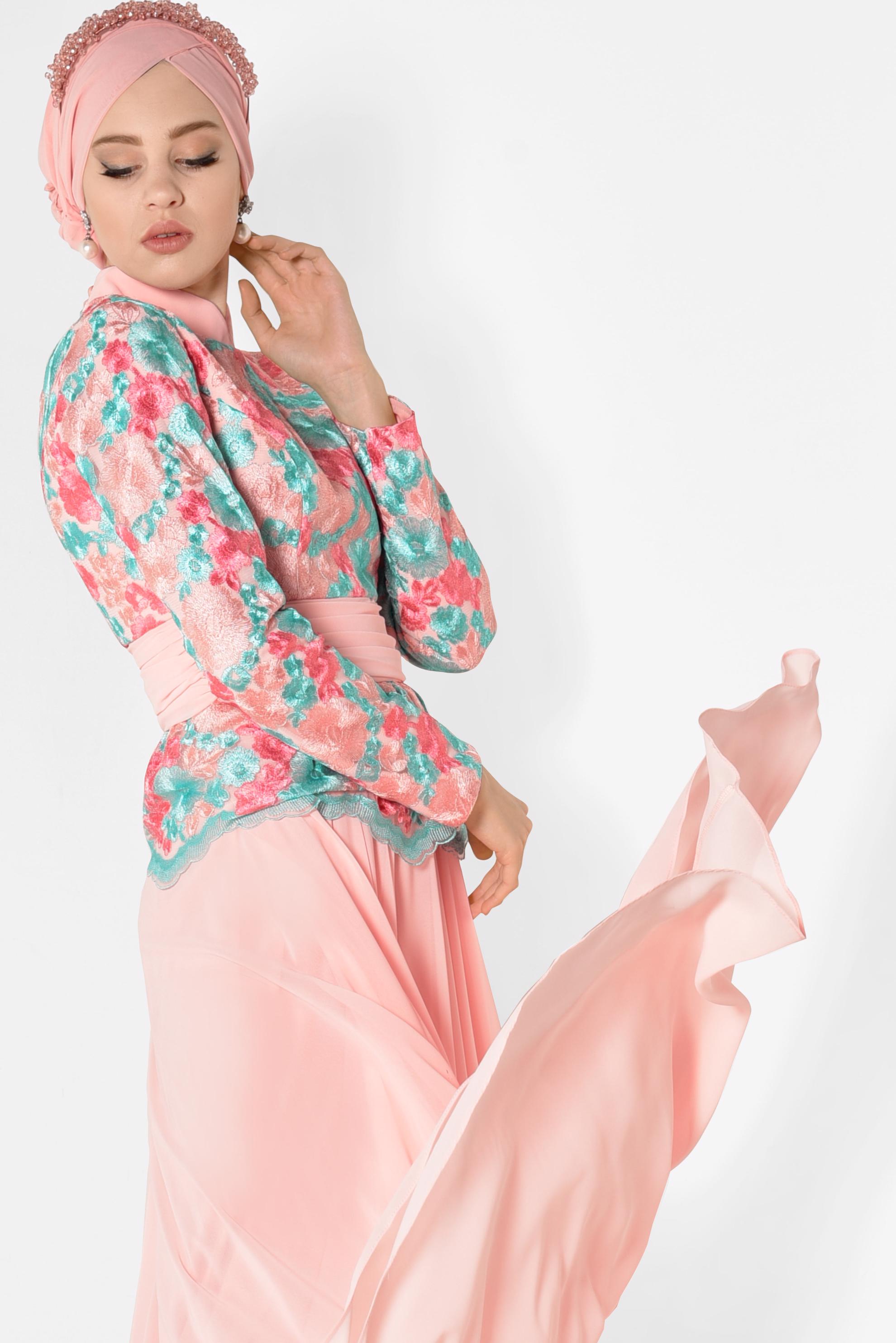 Tesettür giyim YEŞİL BELİ KUŞAK DETAYLI ÇİÇEKLİ ABİYE 5153 