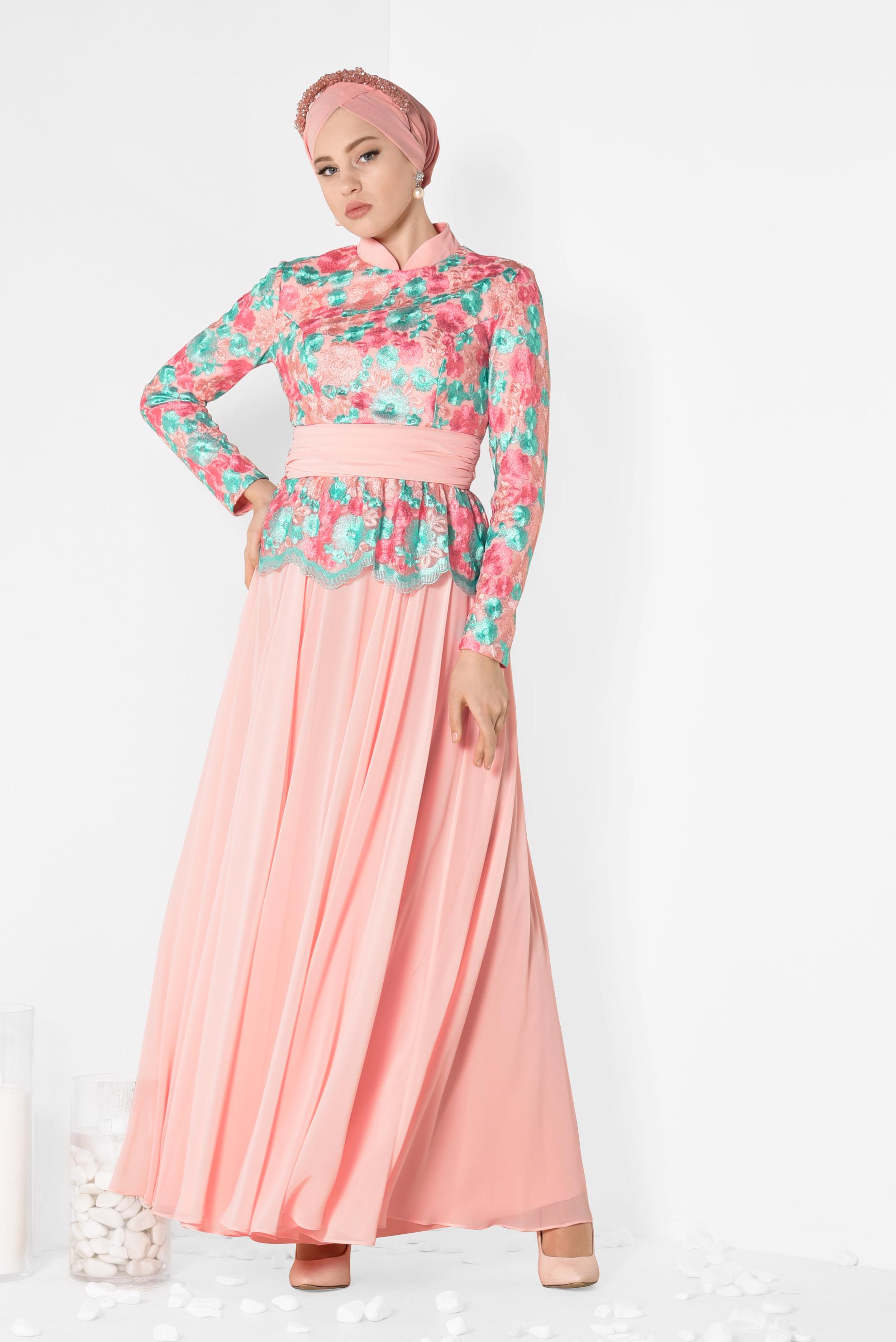 Tesettür giyim YEŞİL BELİ KUŞAK DETAYLI ÇİÇEKLİ ABİYE 5153 