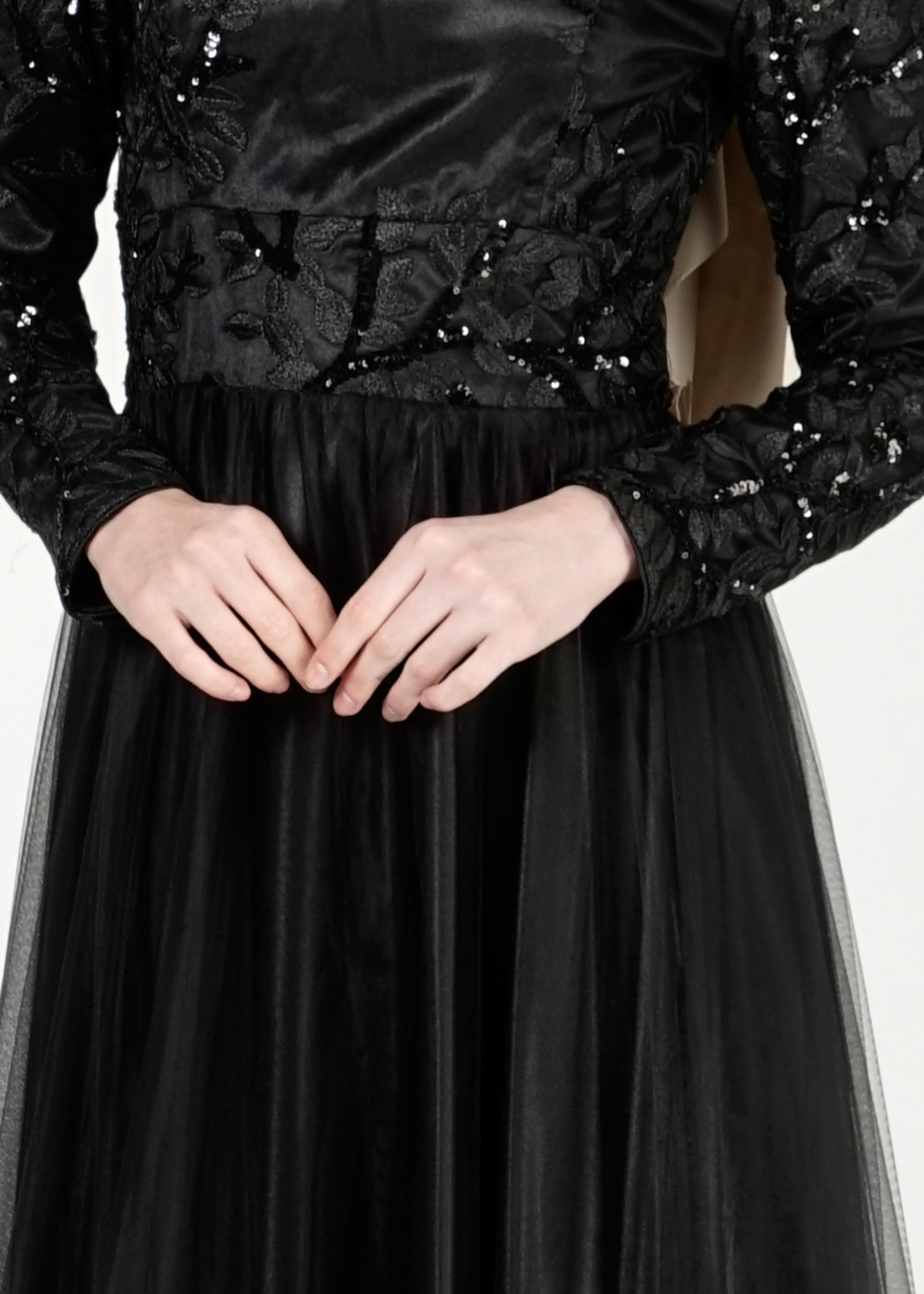 Tesettür giyim SİYAH PUL PAYET İŞLEMELİ ABİYE ELBİSE 5154 