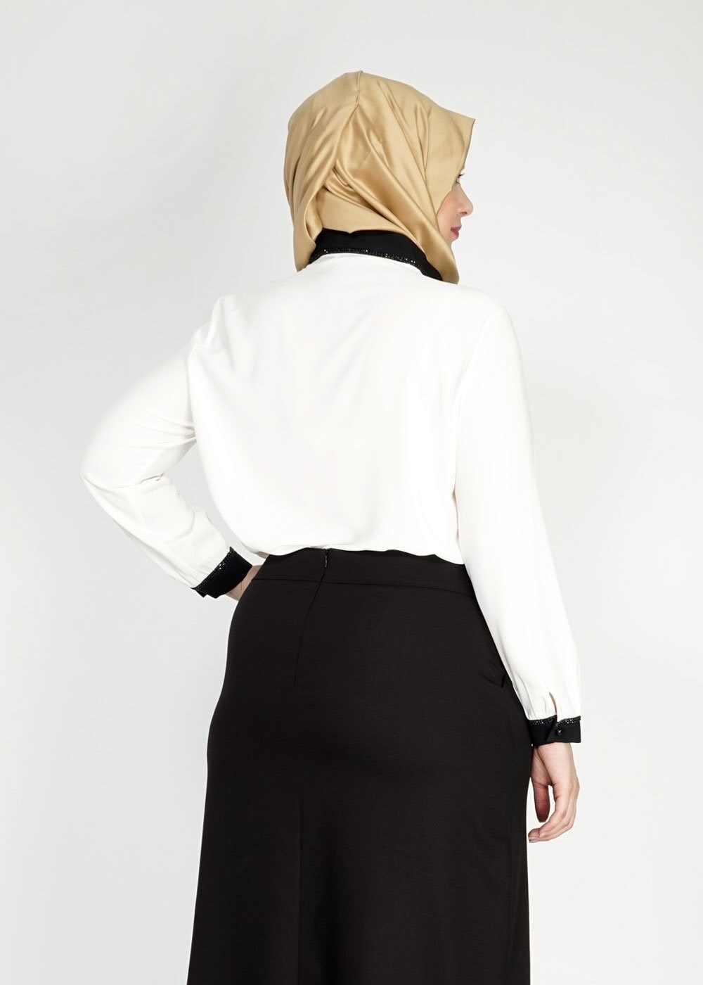 Tesettür giyim BEYAZ 2455 Lora Tesettür Bluz