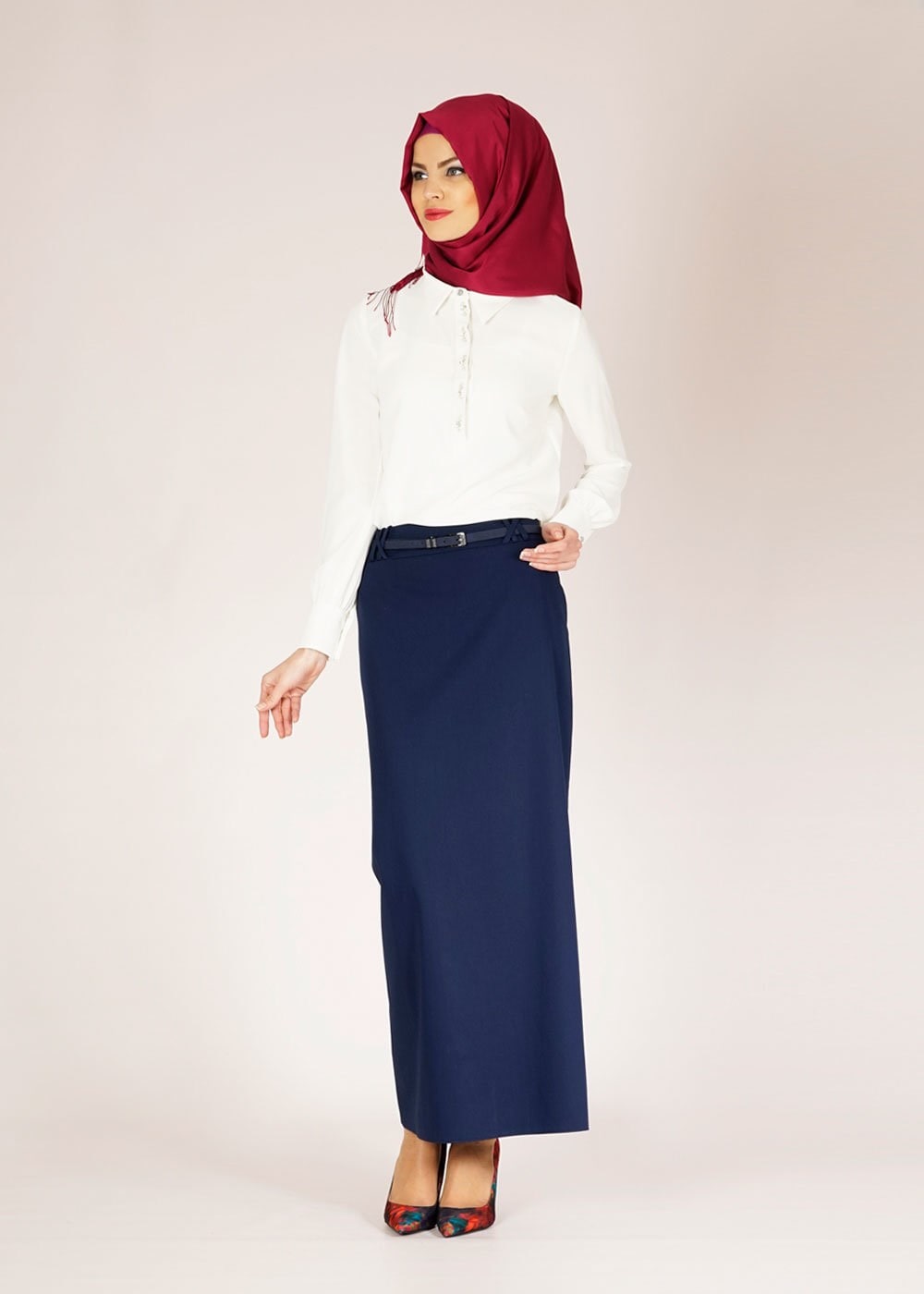 Tesettür giyim BEYAZ 4572 LORA BLUZ 36/44 TEK38