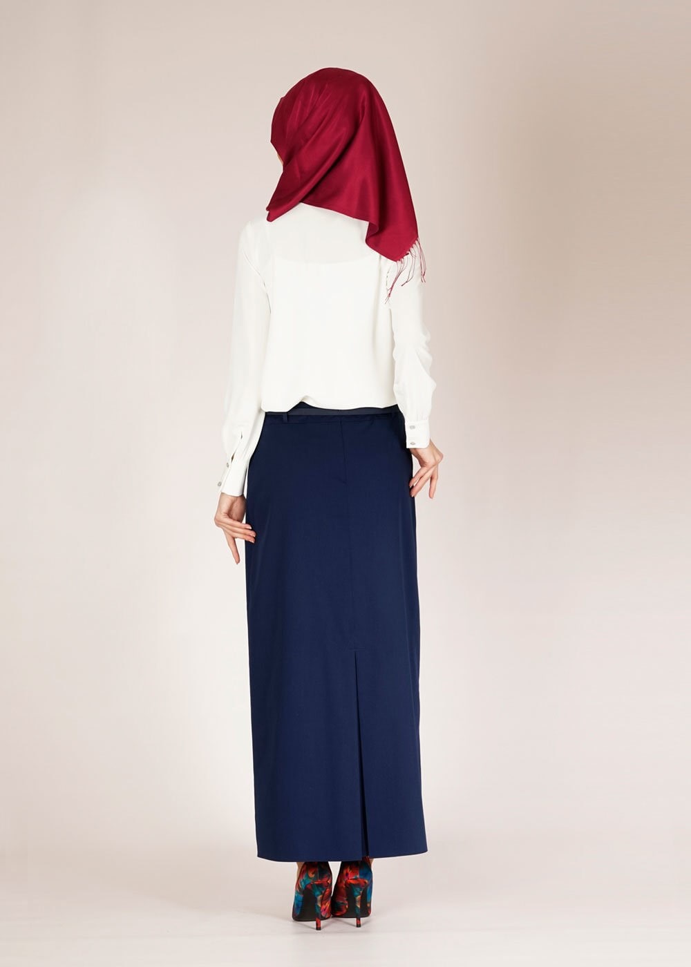 Tesettür giyim BEYAZ 4572 LORA BLUZ 36/44 TEK38