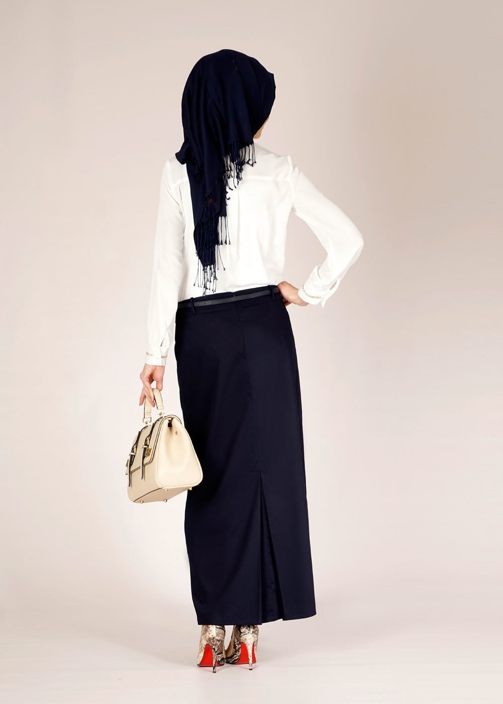 Tesettür giyim BEYAZ 4605 NEPAL 7575 BLUZ 36/46 TEK38