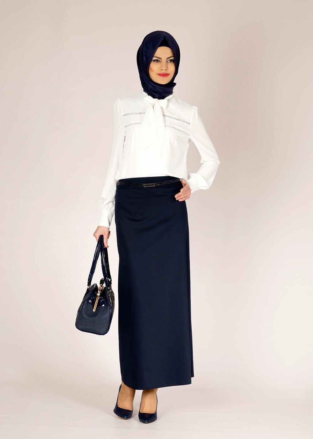 Tesettür giyim BEYAZ 4631 LORA BLUZ 38/46 TEK40