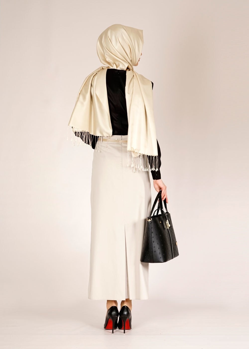 Tesettür giyim SİYAH 4674 SELENA CREP BLUZ 38/46 TEK40