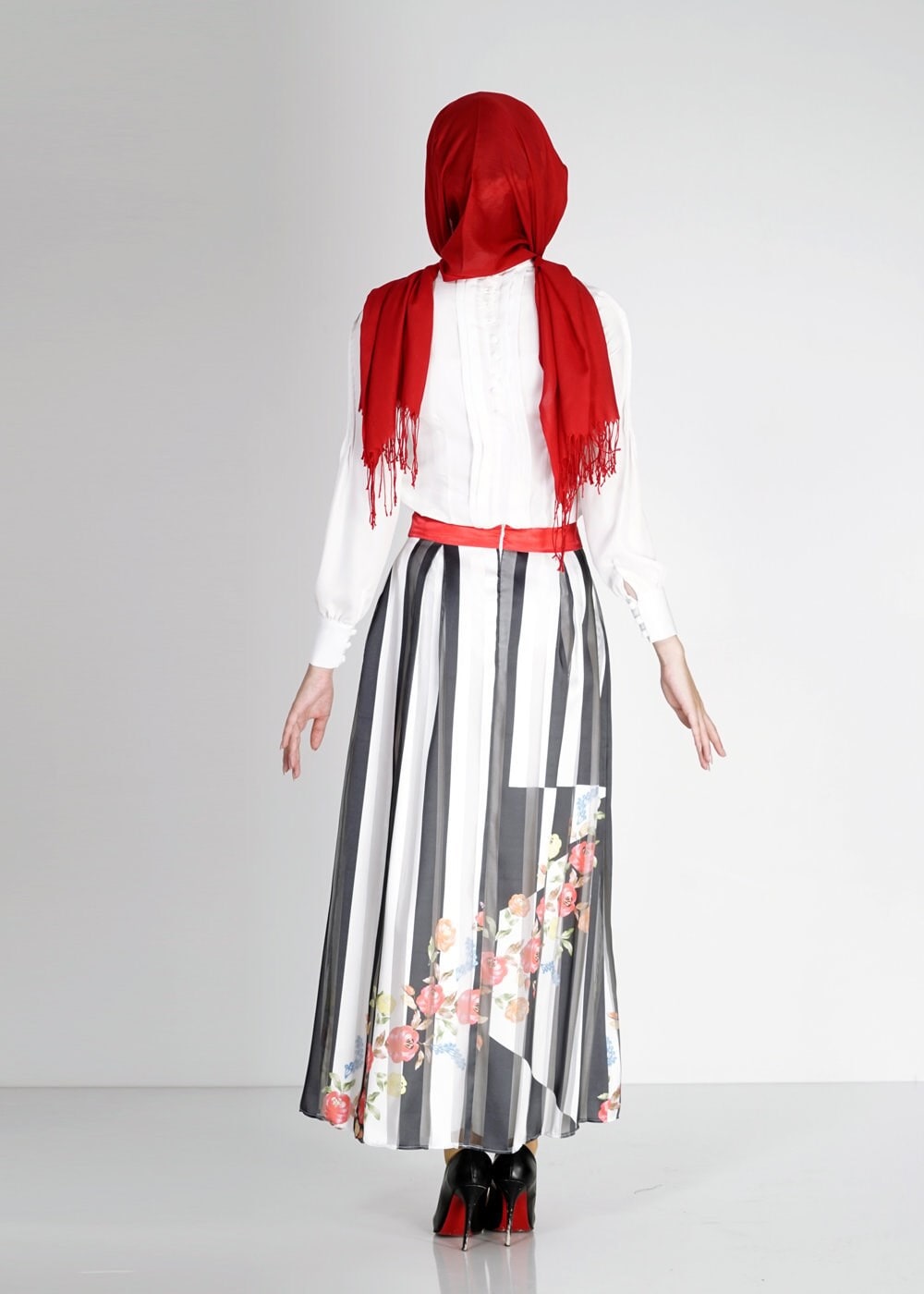 Tesettür giyim BEYAZ 4738 Lora Tesettür Bluz