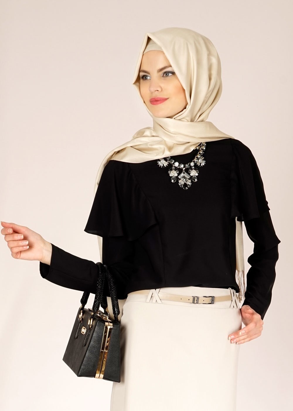 Tesettür giyim SİYAH 4742 Lora Tesettür Bluz