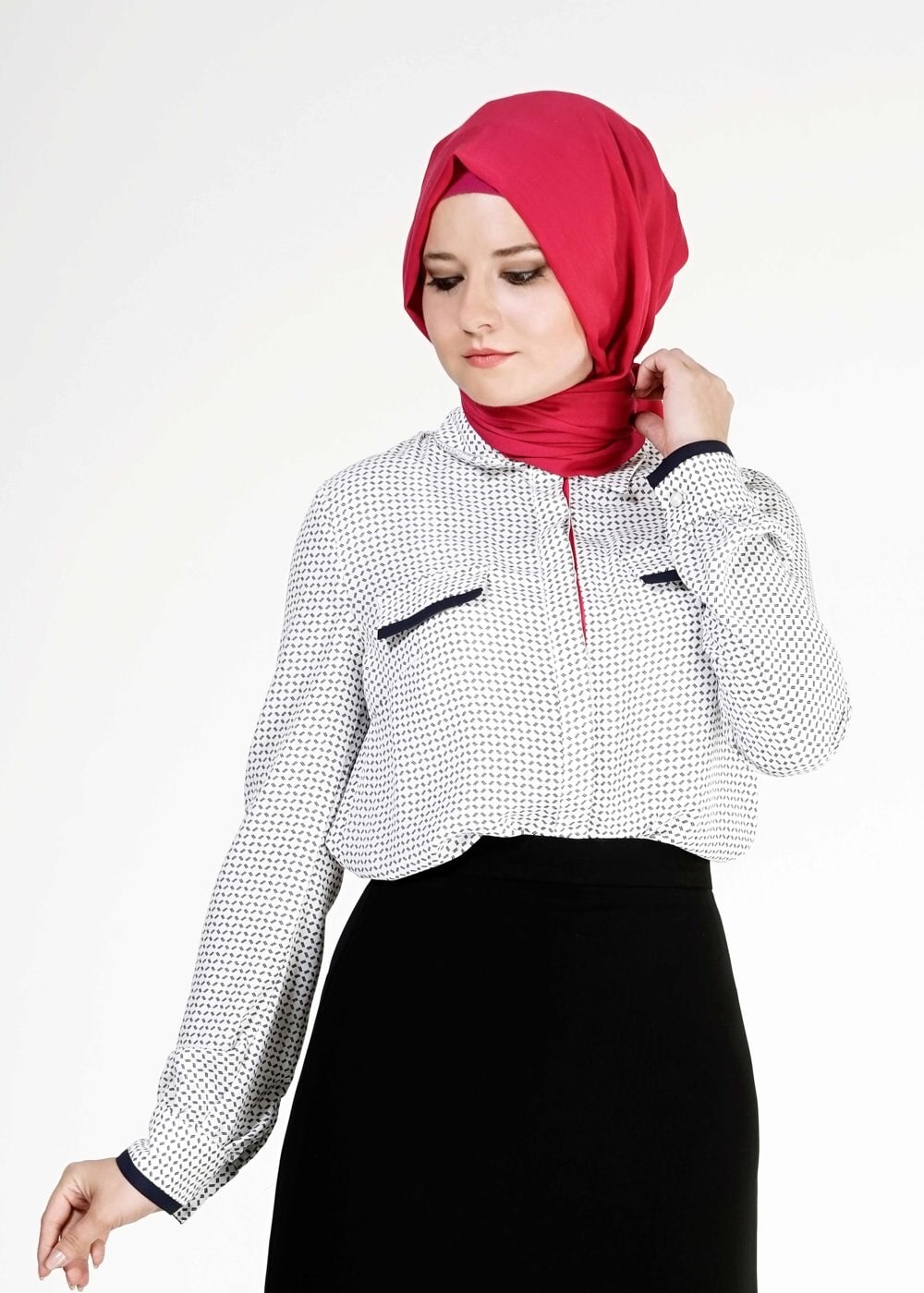 Tesettür giyim BEJ DESENLİ ŞERİT DETAYLI BLUZ 4816