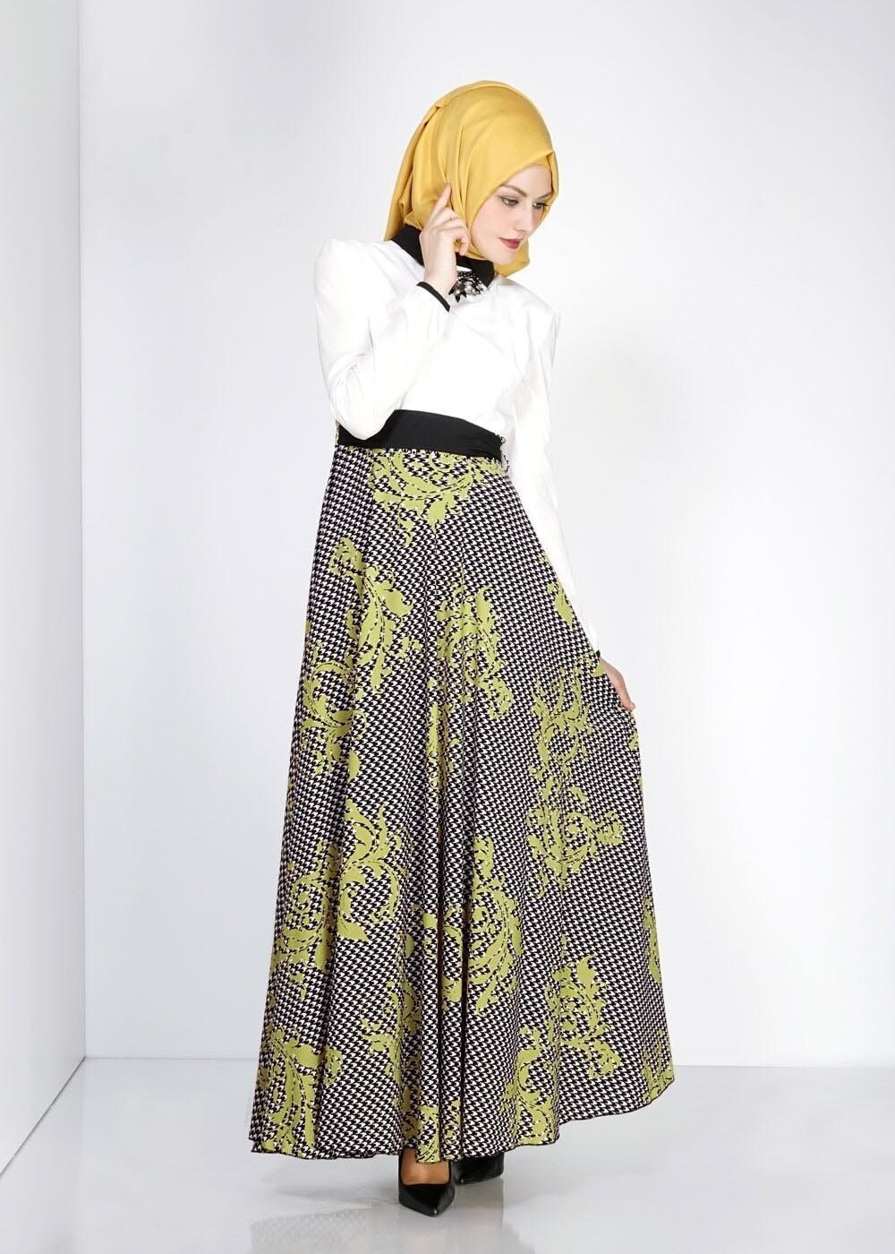 Tesettür giyim YEŞİL KAZAYAĞI DESENLİ DÜĞME DETAYLI KREP ELBİSE 4745 