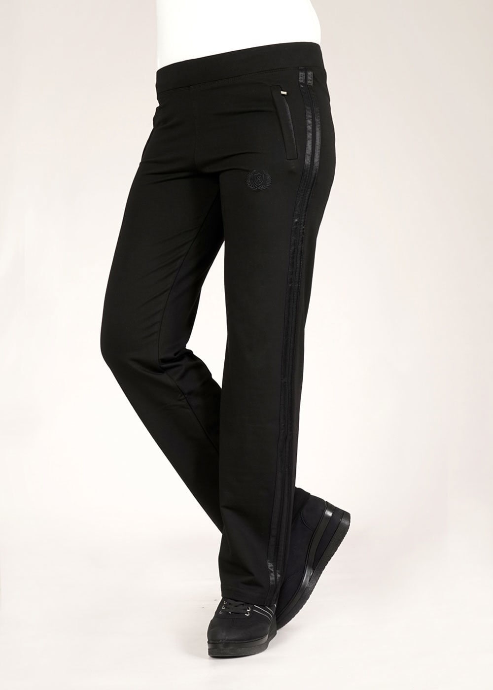 Tesettür giyim SİYAH YANLARI ŞERİTLİ ARMA DETAYLI EŞOFMAN ALTI 7863