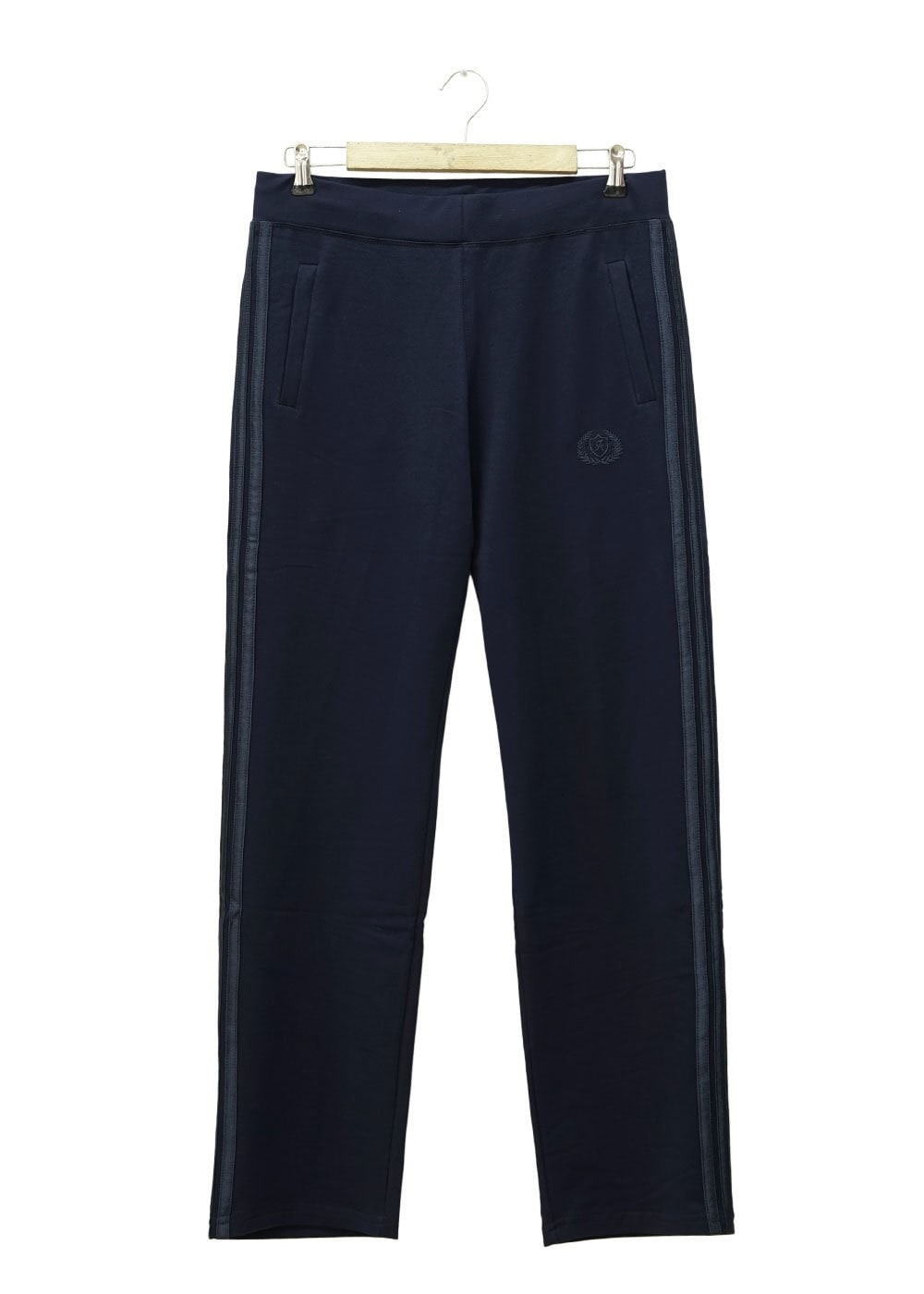 Tesettür giyim LACİVERT YANLARI ŞERİTLİ ARMA DETAYLI EŞOFMAN ALTI 7863