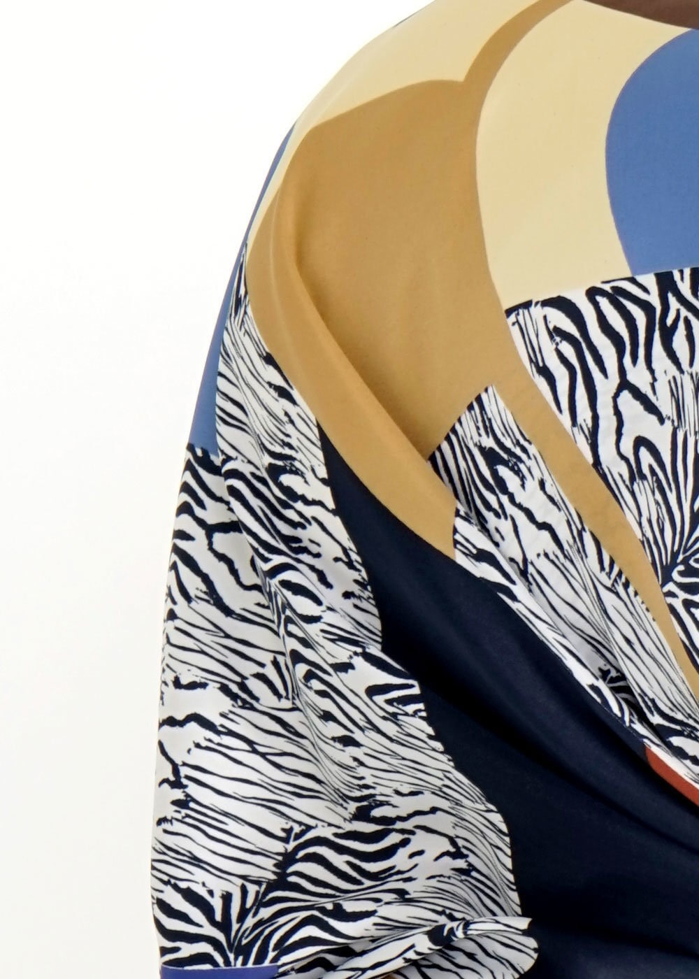 Tesettür giyim BEJ 11207 Alvina Desenli Eşarp