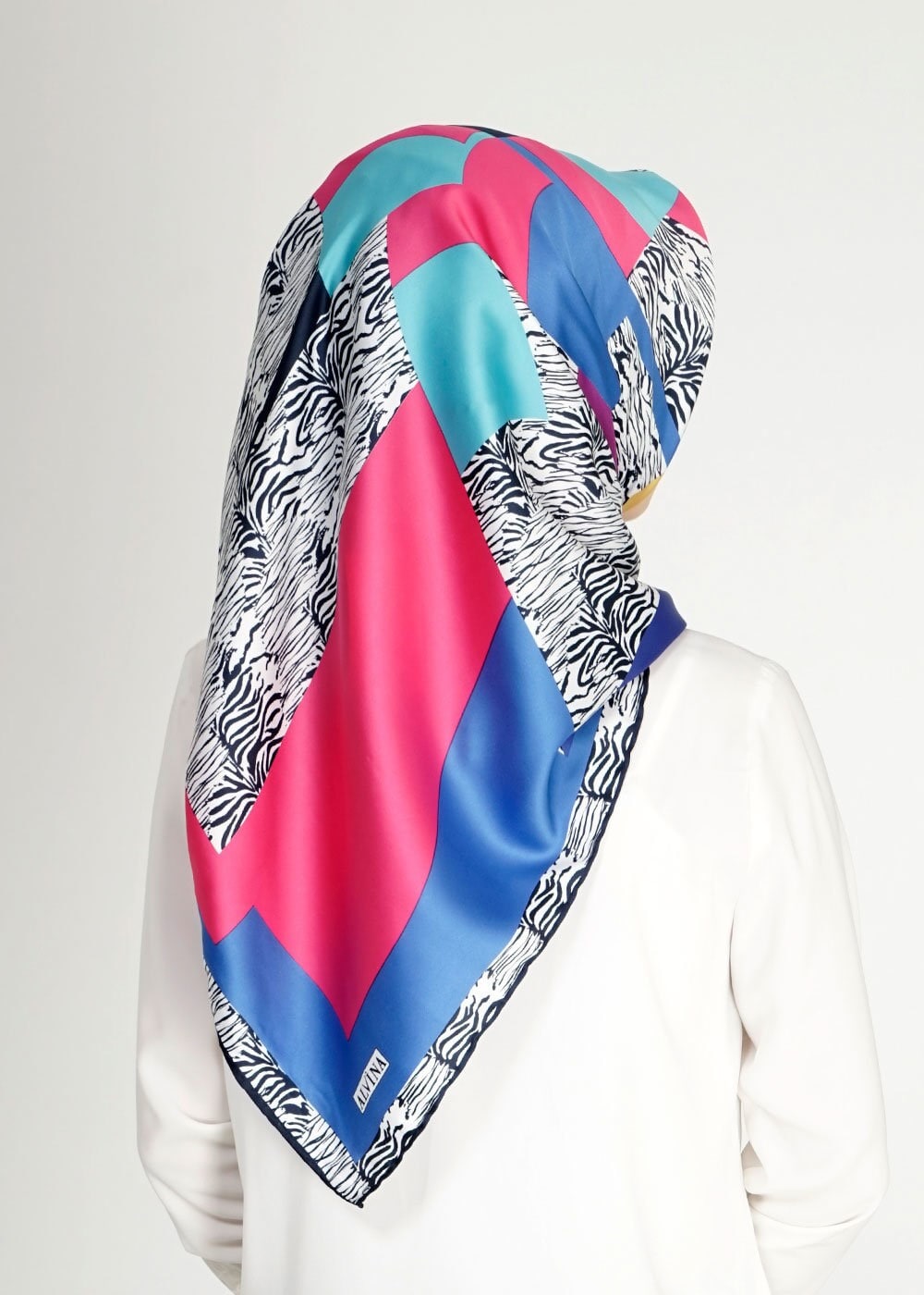 Tesettür giyim FUŞYA 11207 Alvina Desenli Eşarp