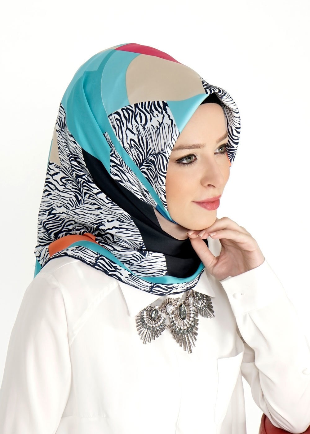 Tesettür giyim MAVİ 11207 Alvina Desenli Eşarp