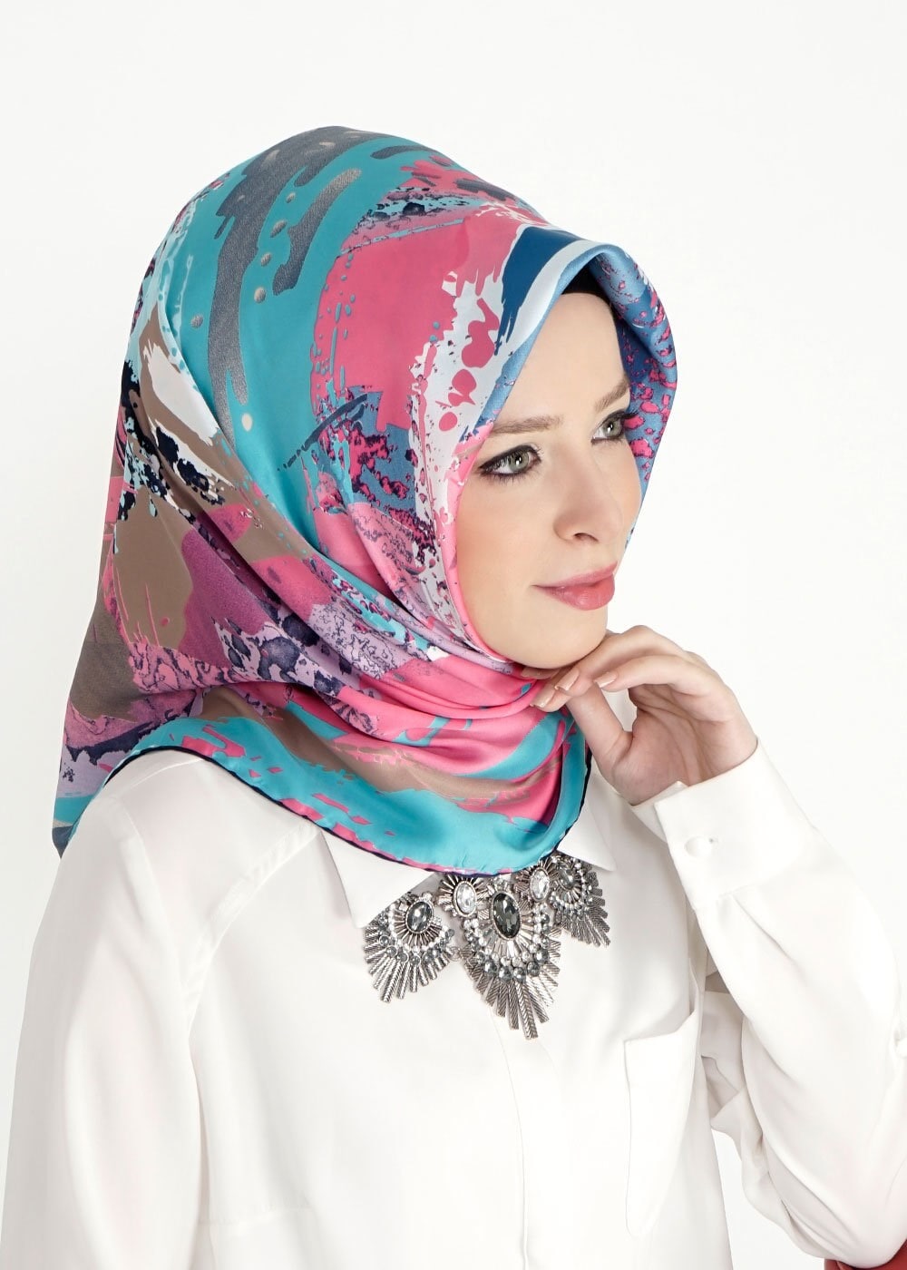 Tesettür giyim MAVİ 11208 Alvina Desenli Eşarp