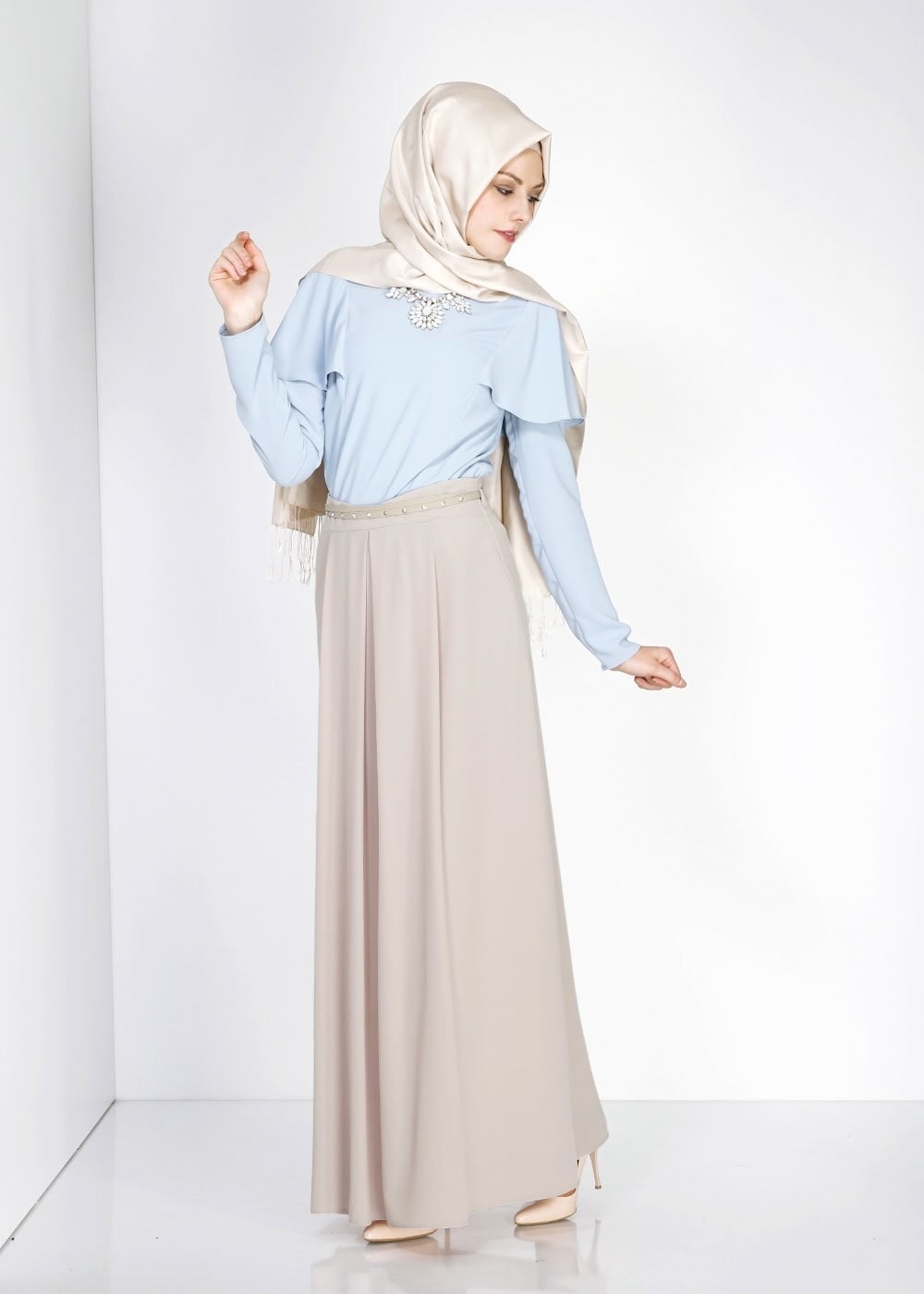 Tesettür giyim BEJ DÜZ KESİM PİLİSELİ ETEK 6664 