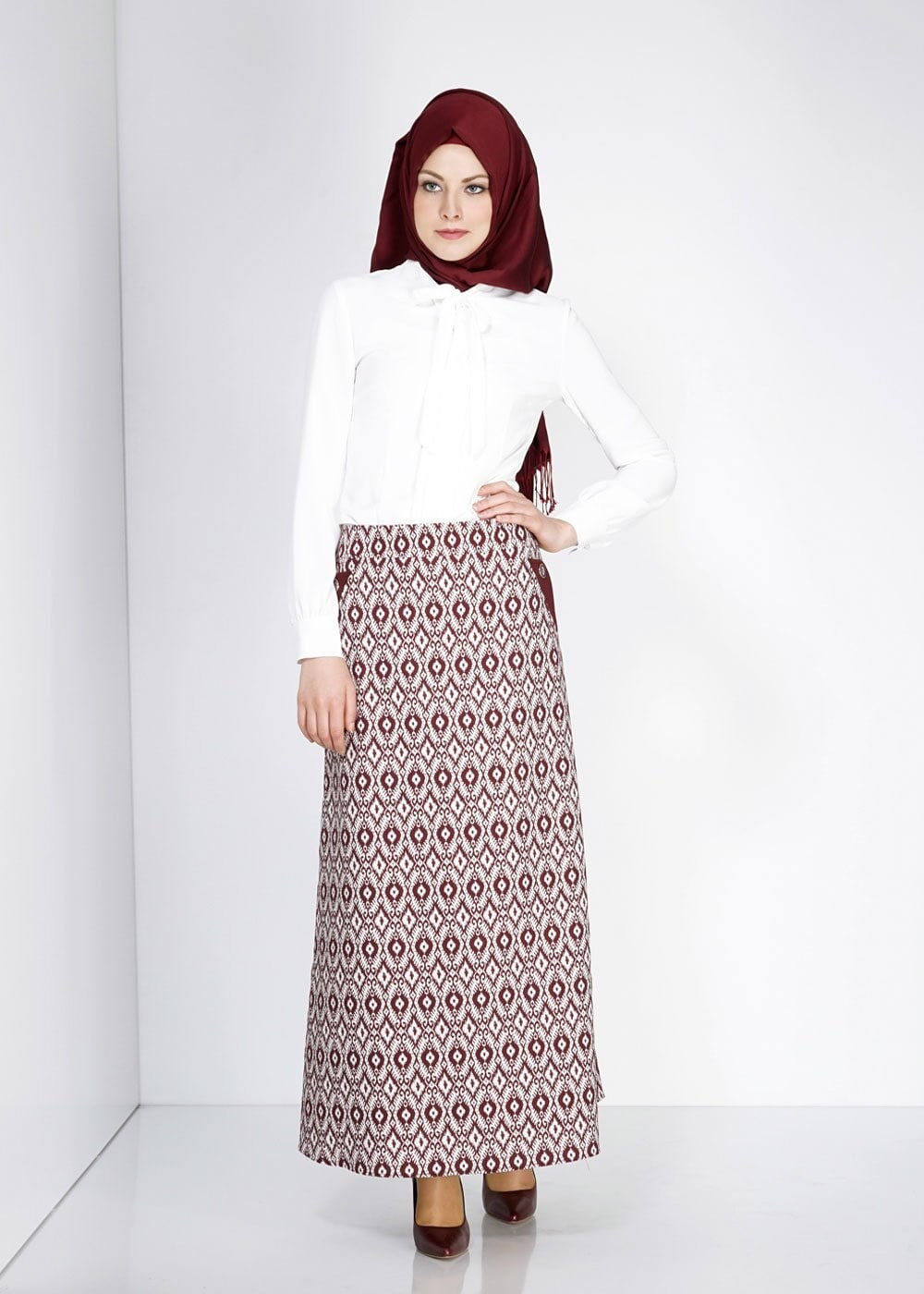 Tesettür giyim BORDO DESENLİ ETEK 6672