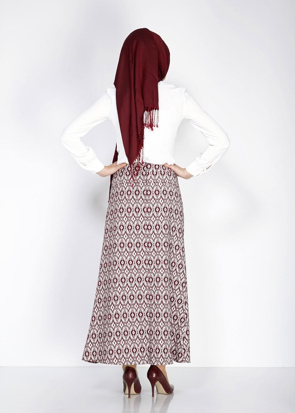 Tesettür giyim BORDO DESENLİ ETEK 6672